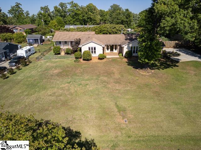 1011 Sierra Drive Property Photo 6
