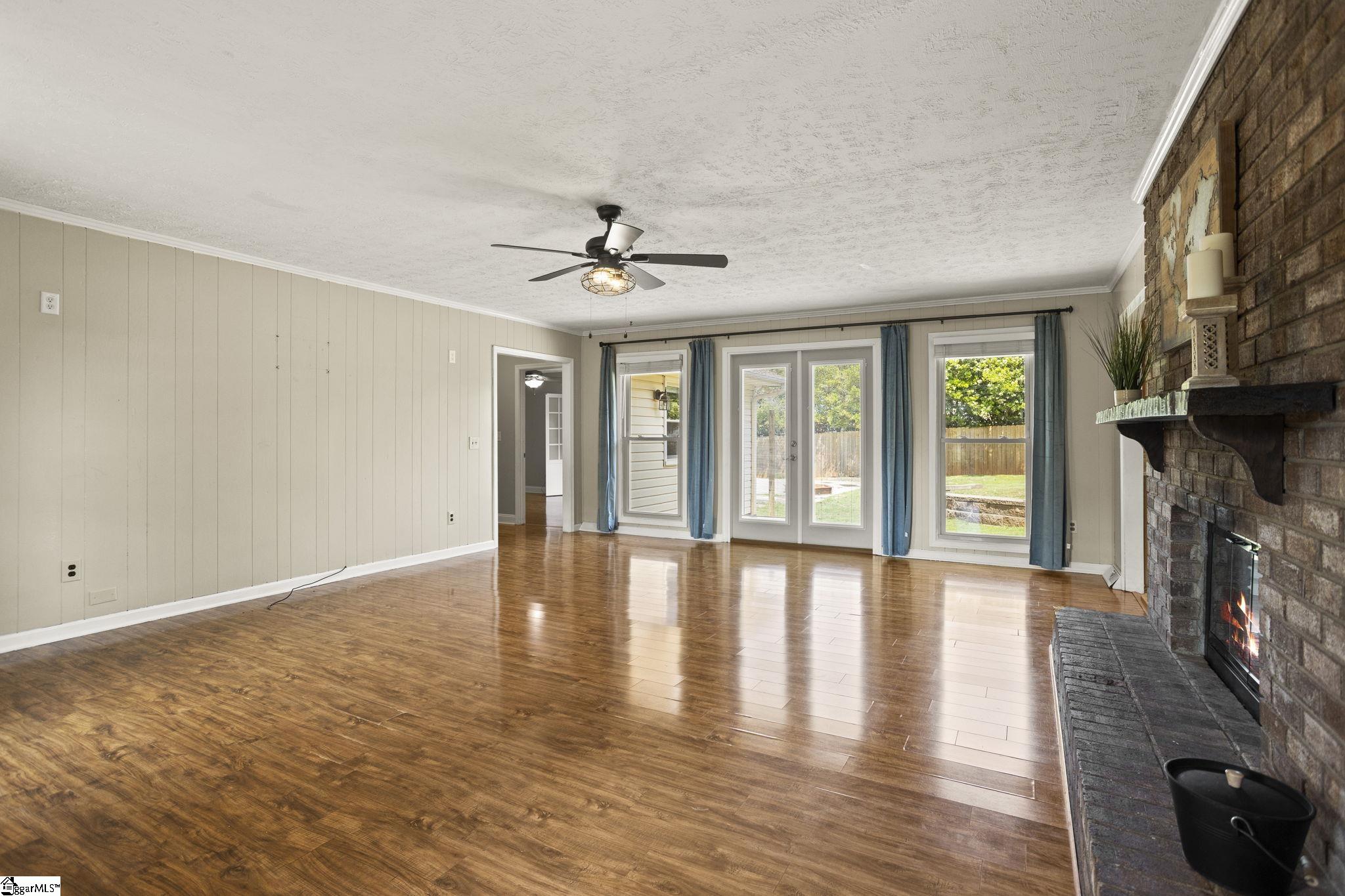 1011 Sierra Drive Property Photo 13