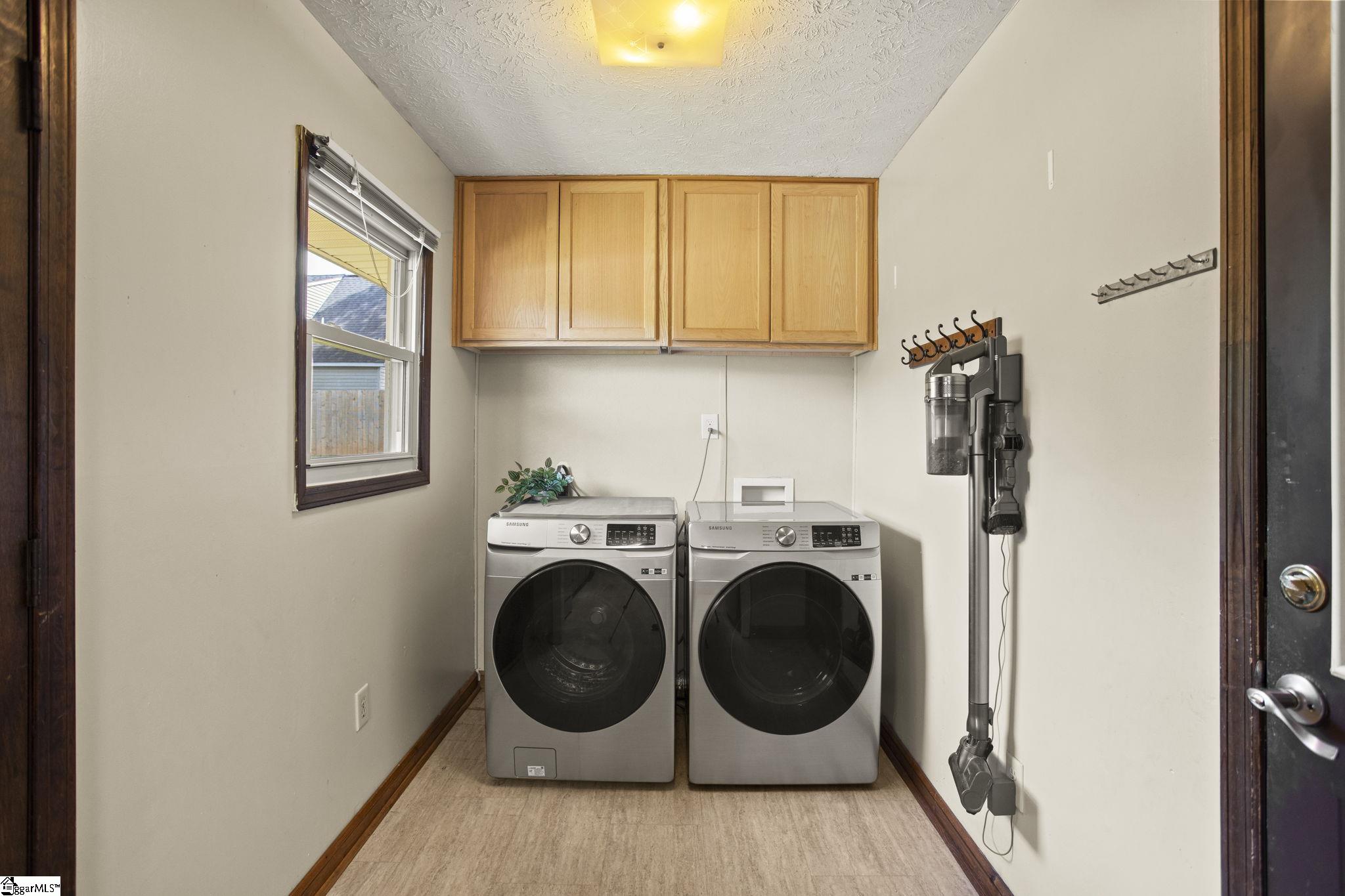 1011 Sierra Drive Property Photo 21
