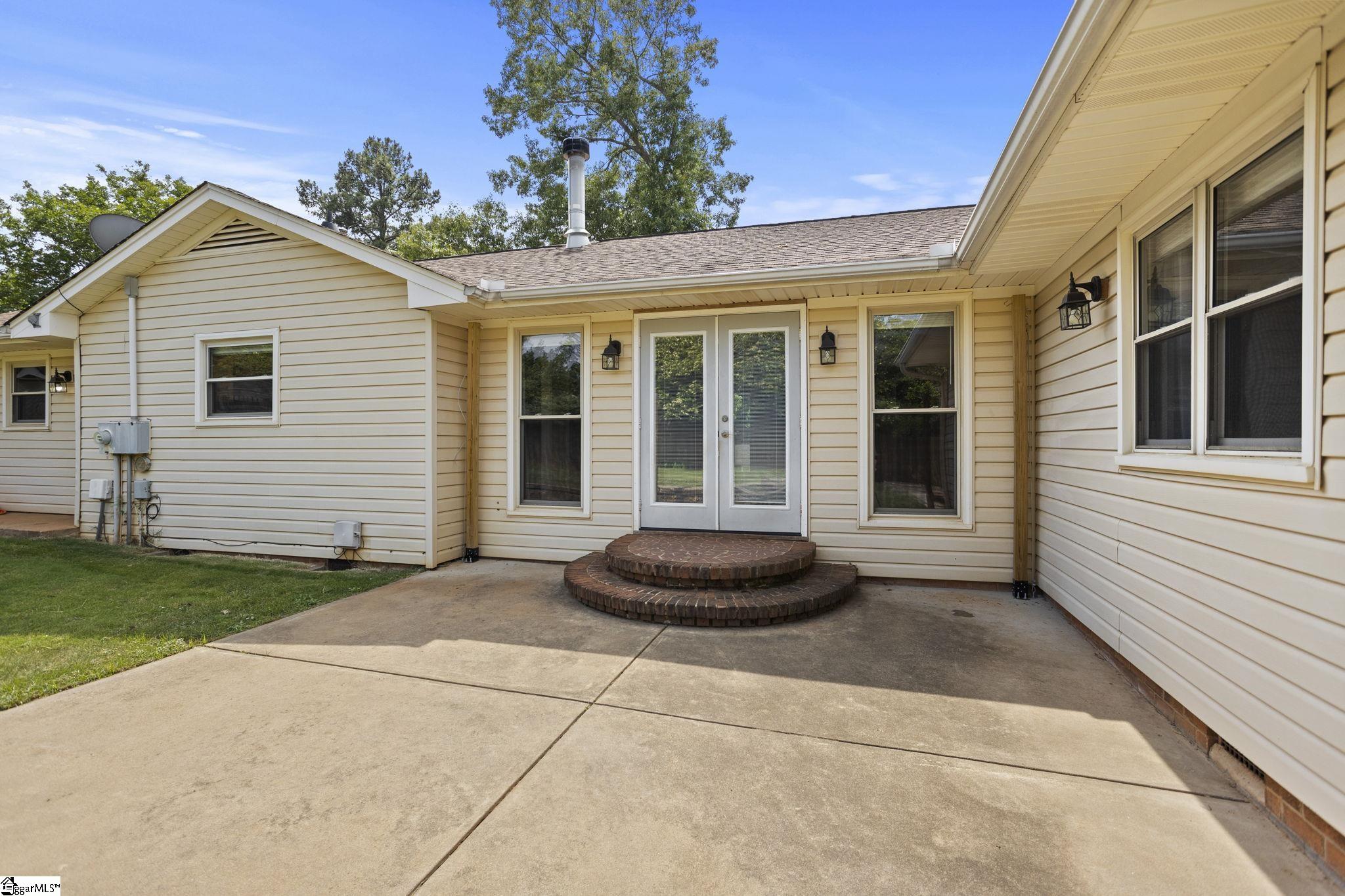 1011 Sierra Drive Property Photo 40