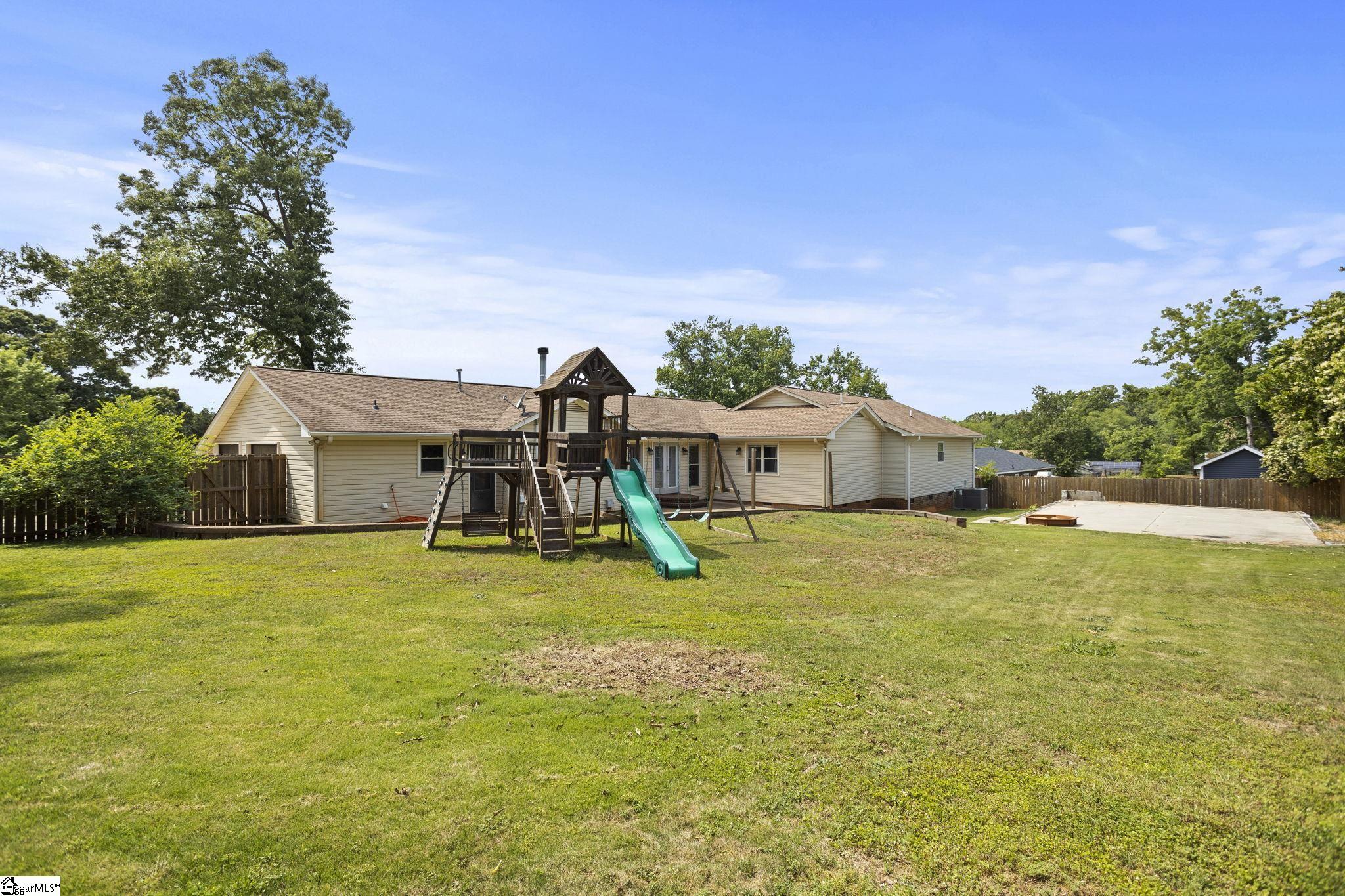1011 Sierra Drive Property Photo 46
