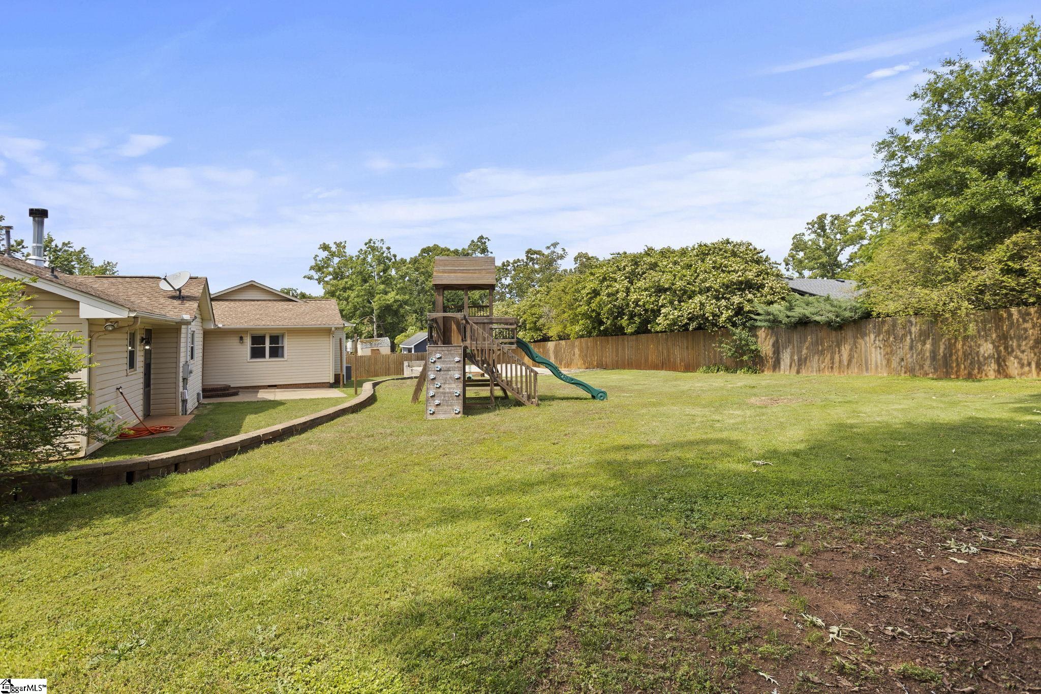 1011 Sierra Drive Property Photo 47