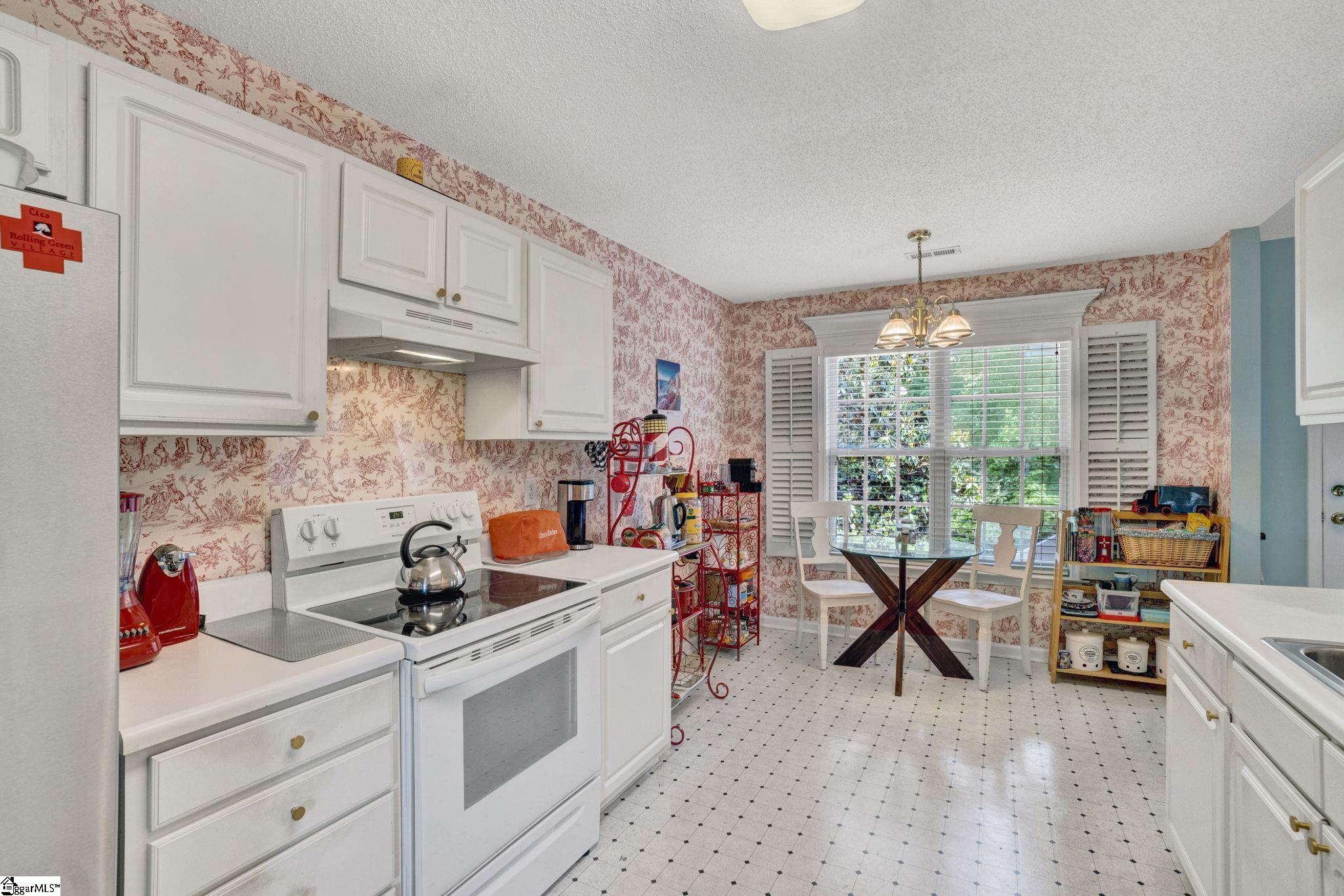 413 Milstead Way Property Photo 12