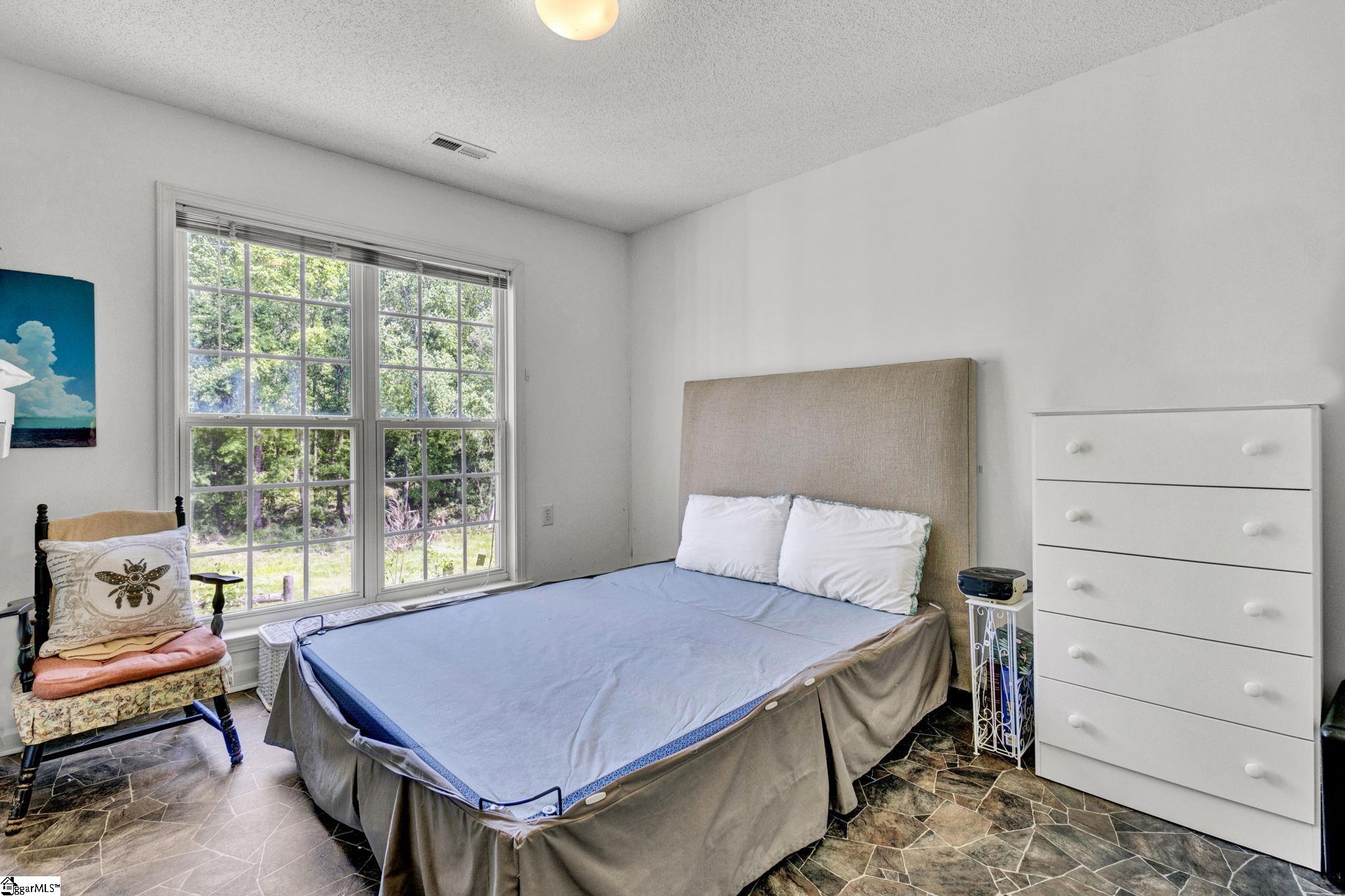 413 Milstead Way Property Photo 30