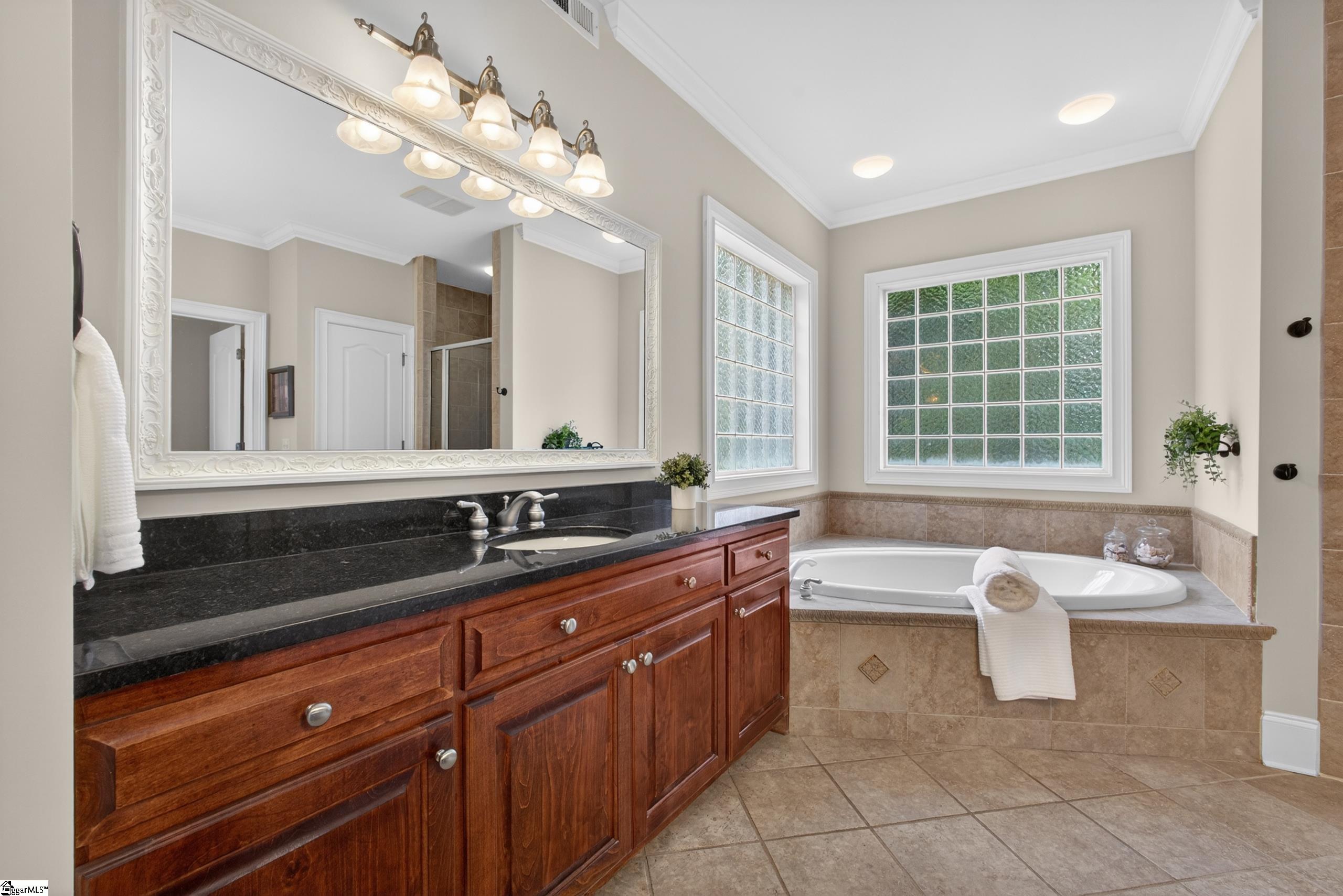 9 Portofino Court Property Photo 17