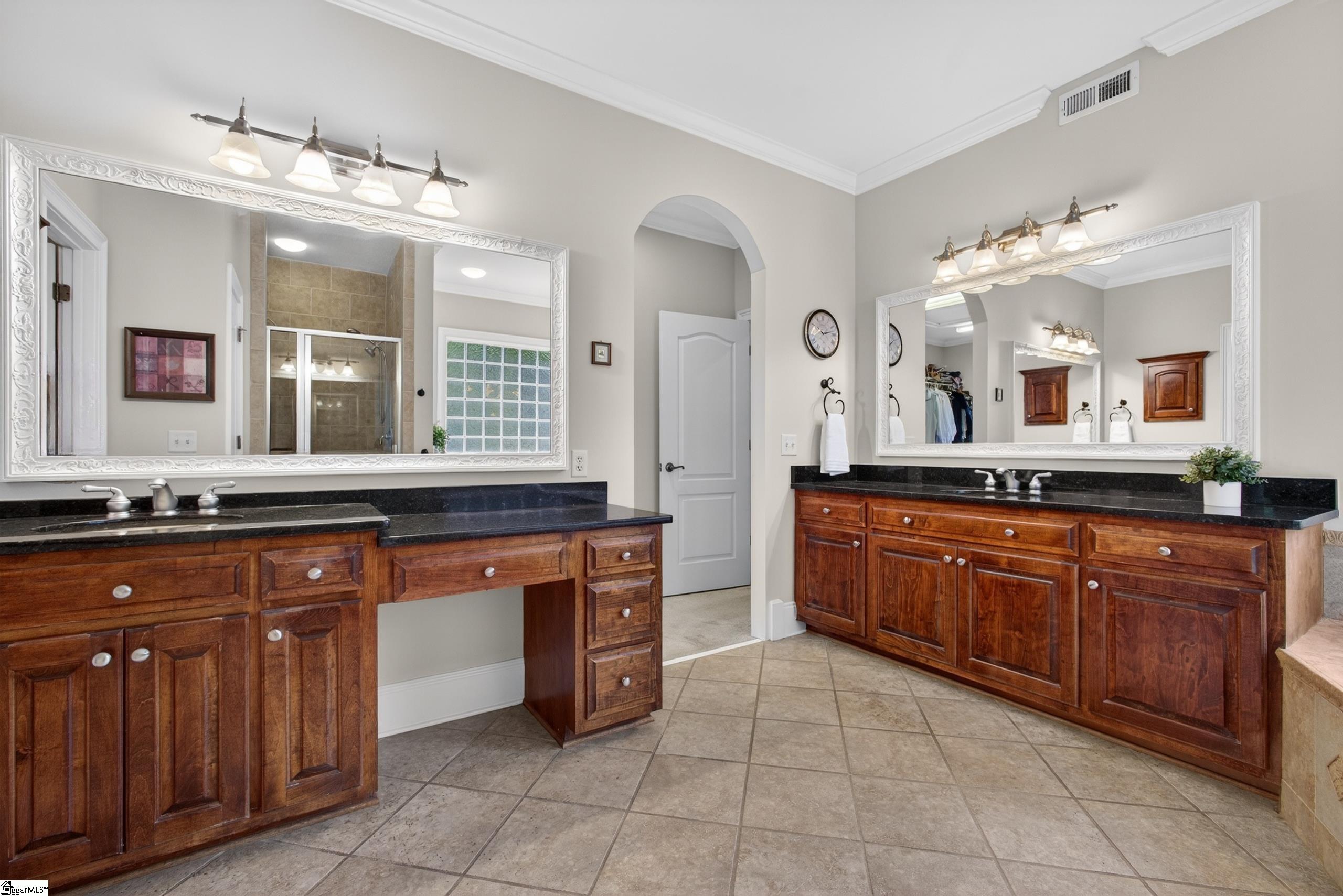 9 Portofino Court Property Photo 19
