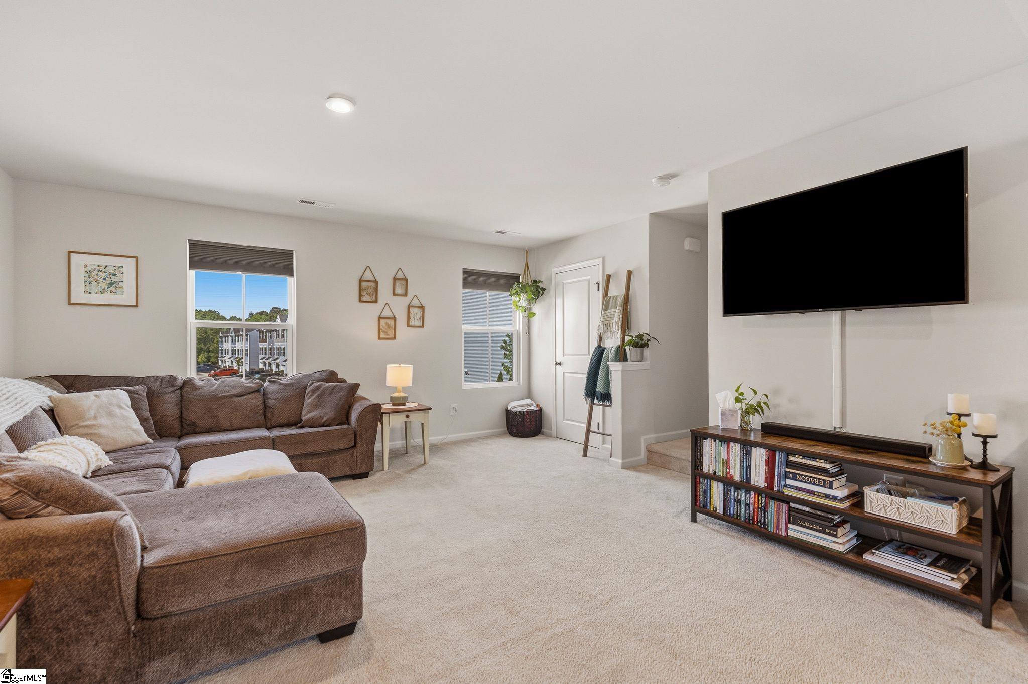 8 Bearmont Trail Property Photo 11