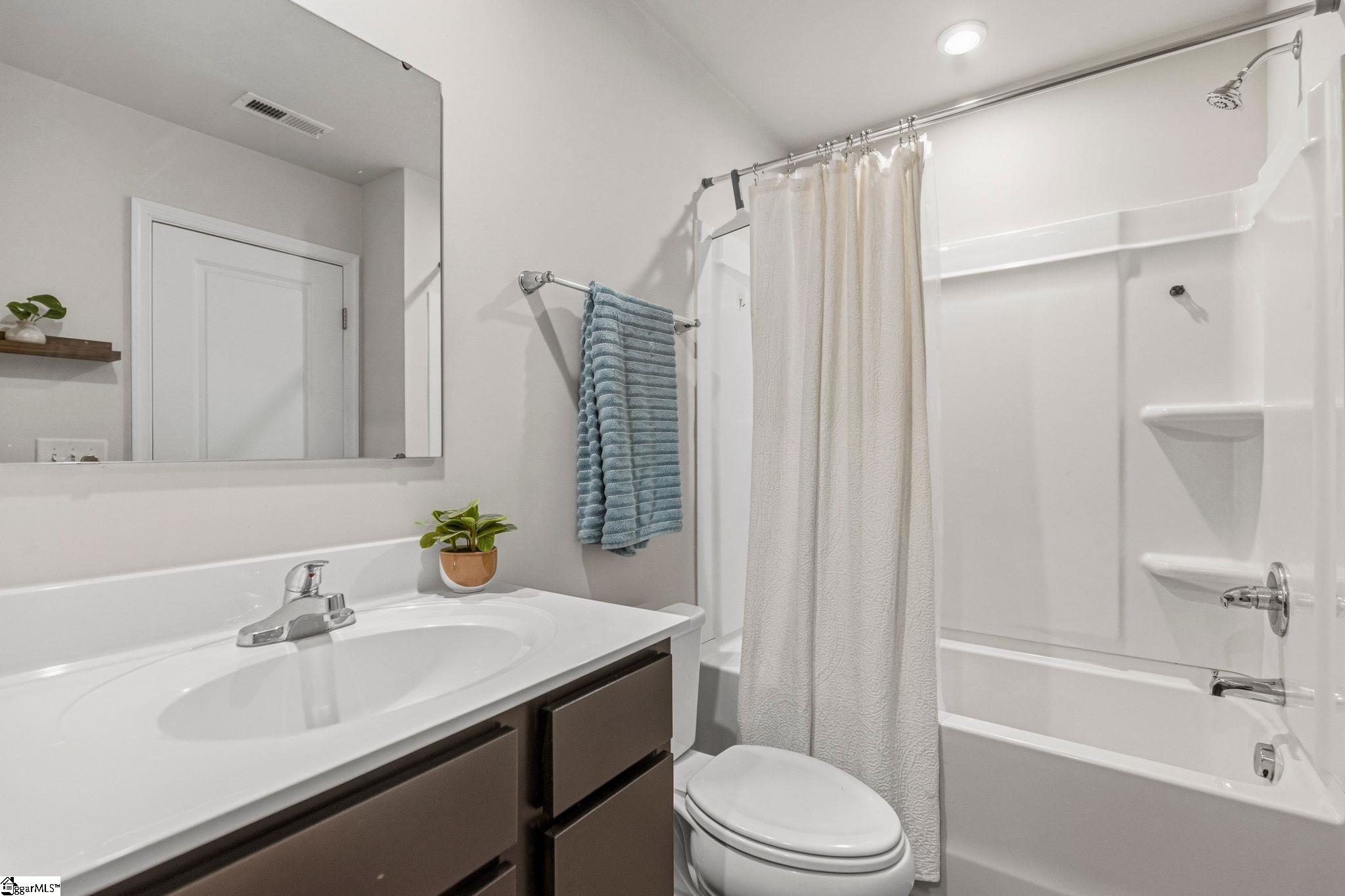 8 Bearmont Trail Property Photo 18