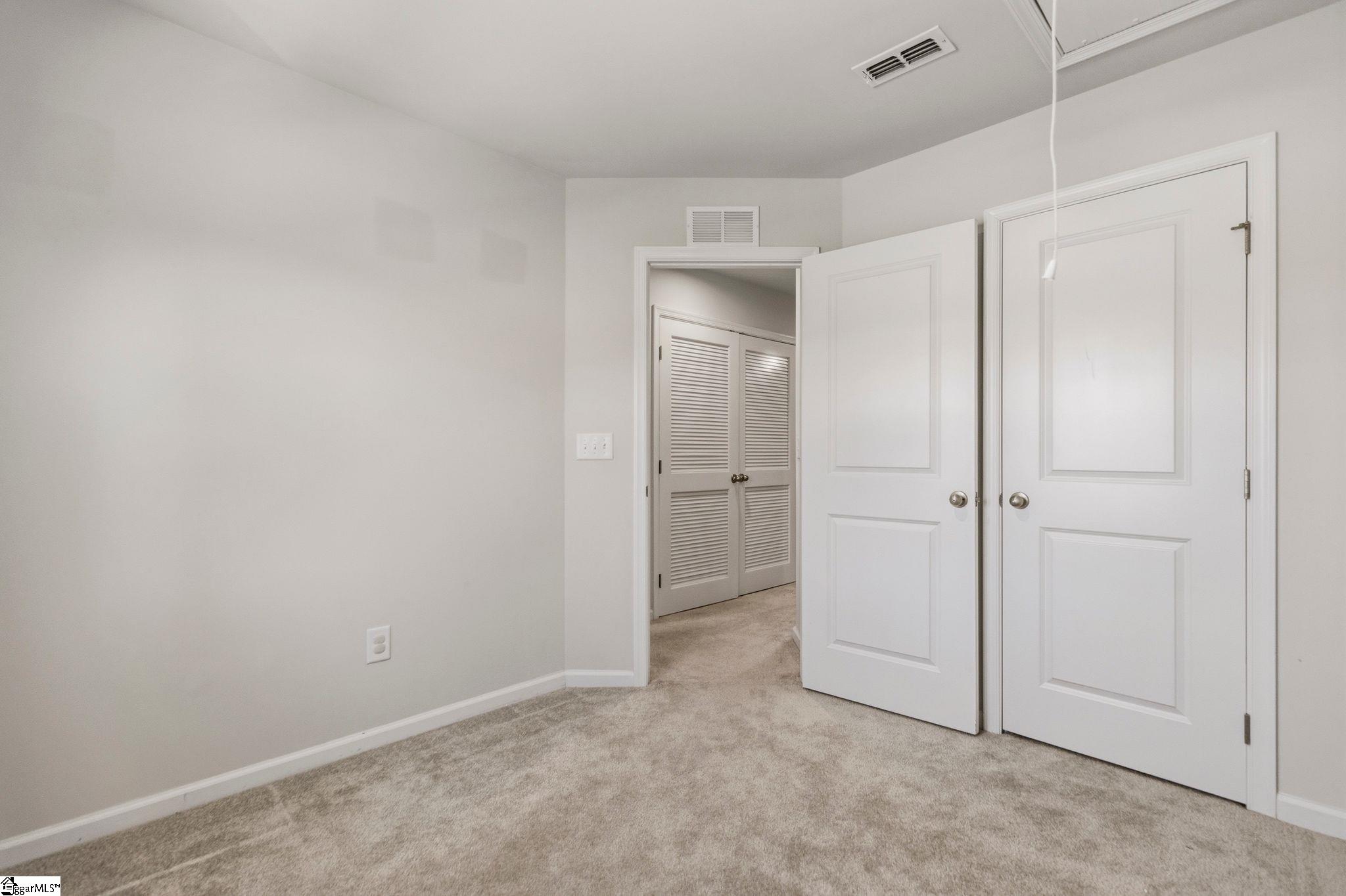 8 Bearmont Trail Property Photo 21