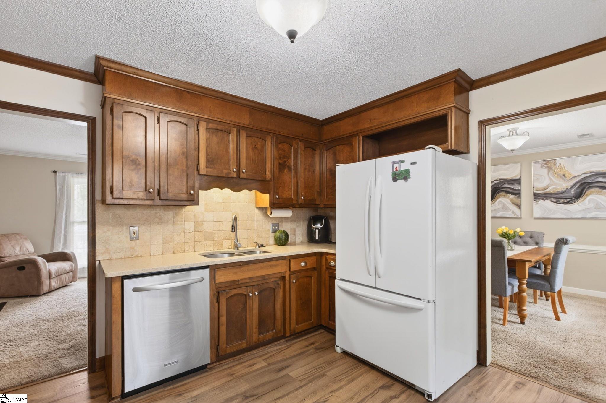105 Brayton Court Property Photo 17