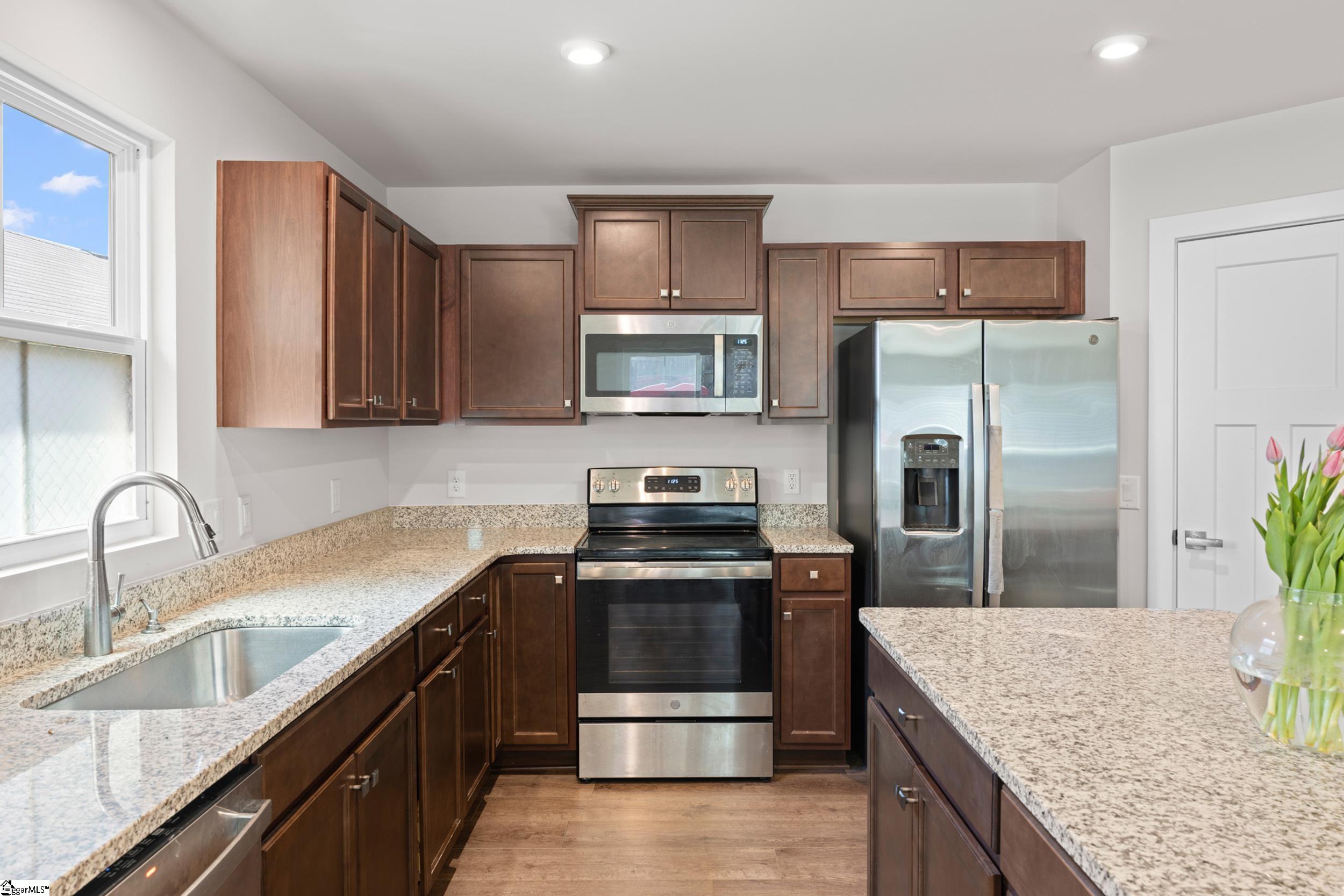 122 Southwell Street Property Photo 11