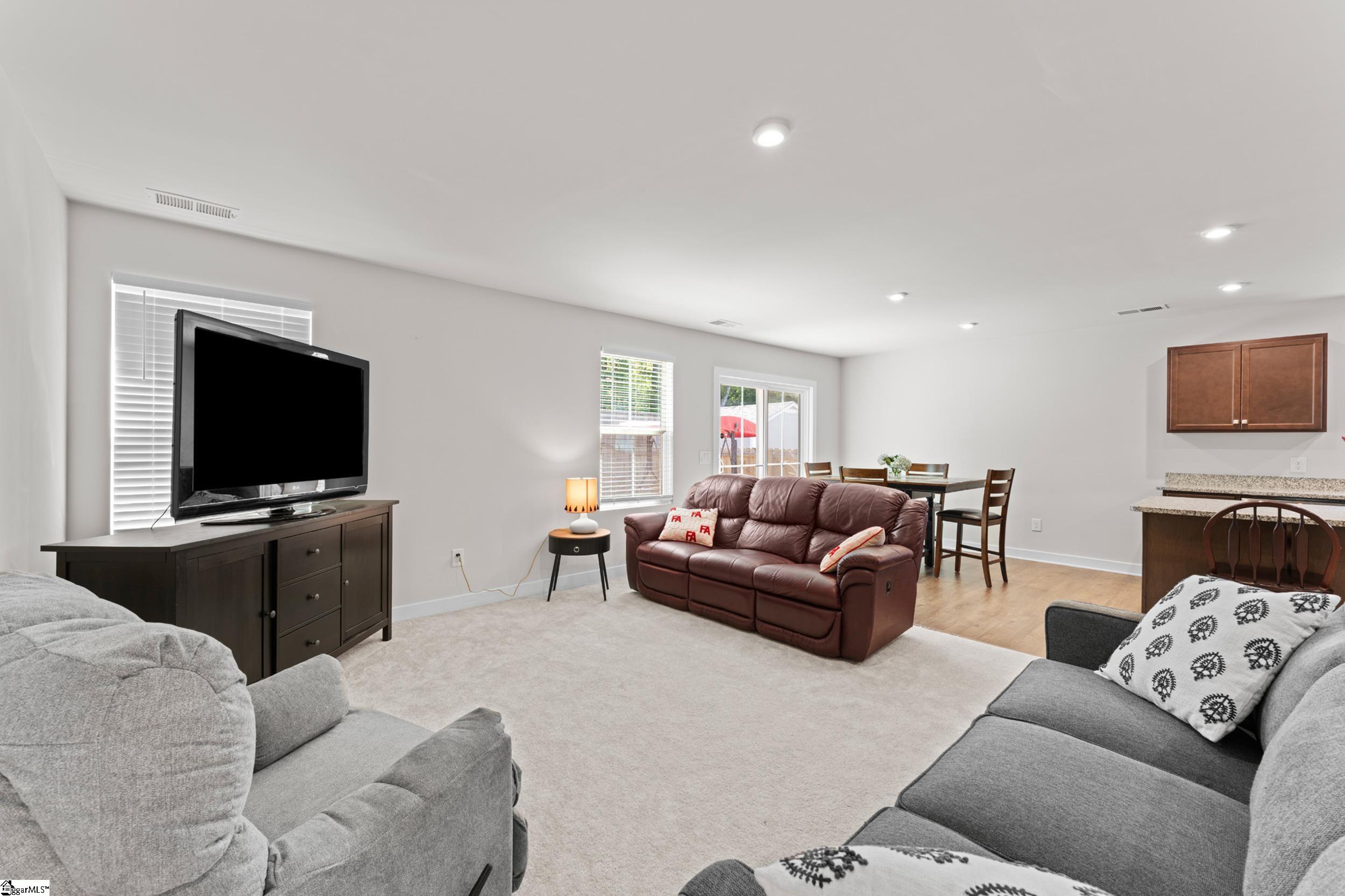 122 Southwell Street Property Photo 13