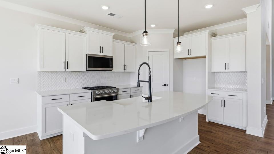 663 Munchberry Way Property Photo 8