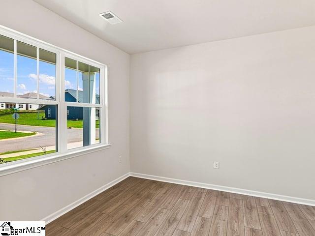 576 Landseer Drive Property Photo 7