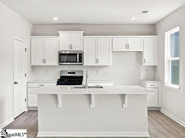 576 Landseer Drive Property Photo 12