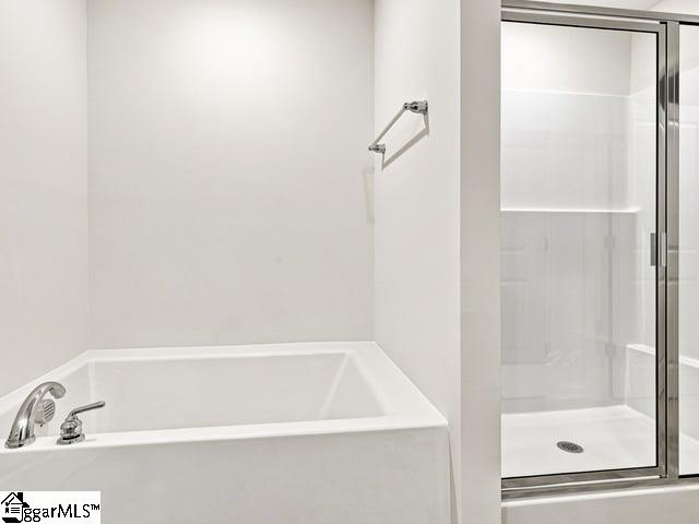 576 Landseer Drive Property Photo 32