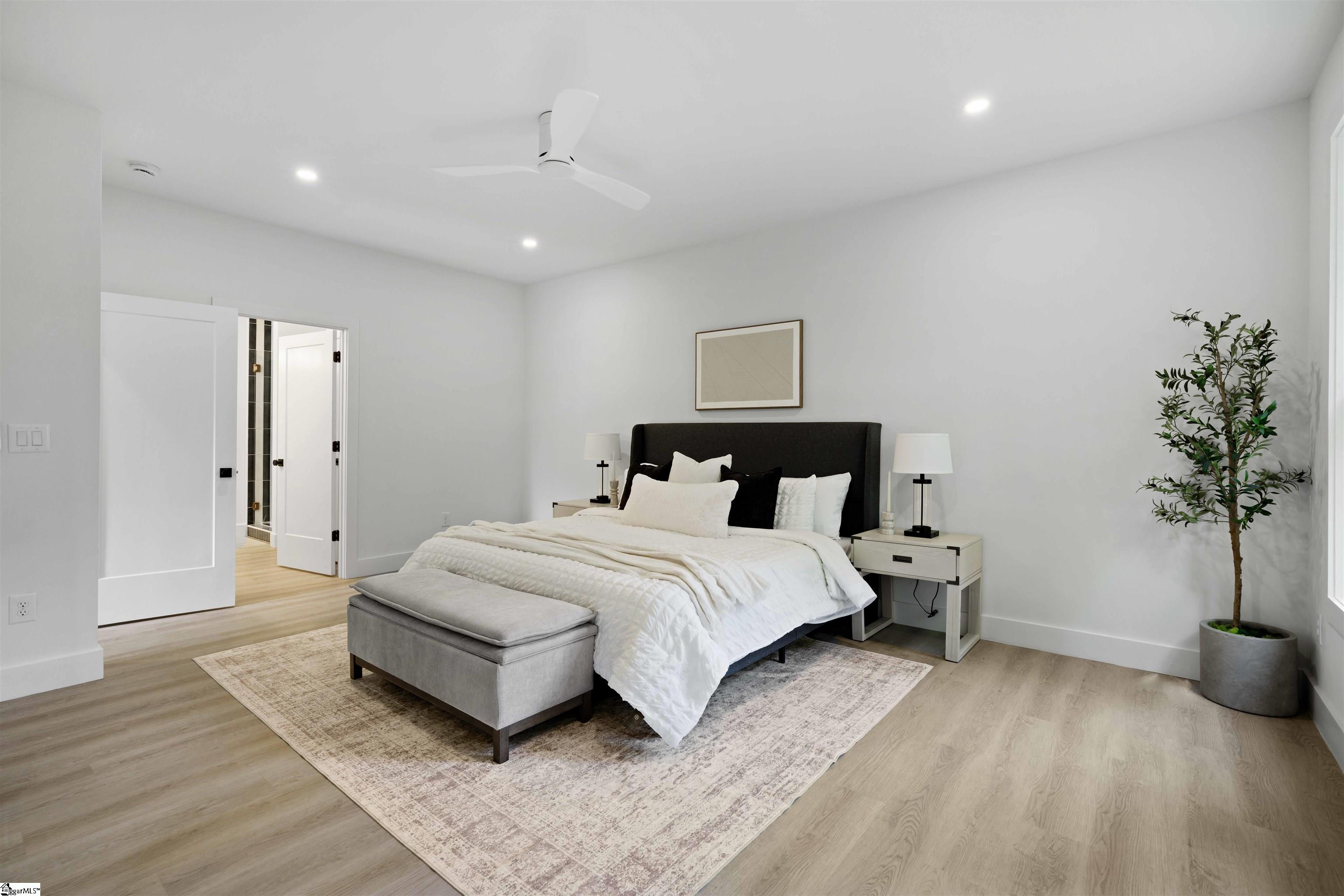 15 Milton Drive Property Photo 10