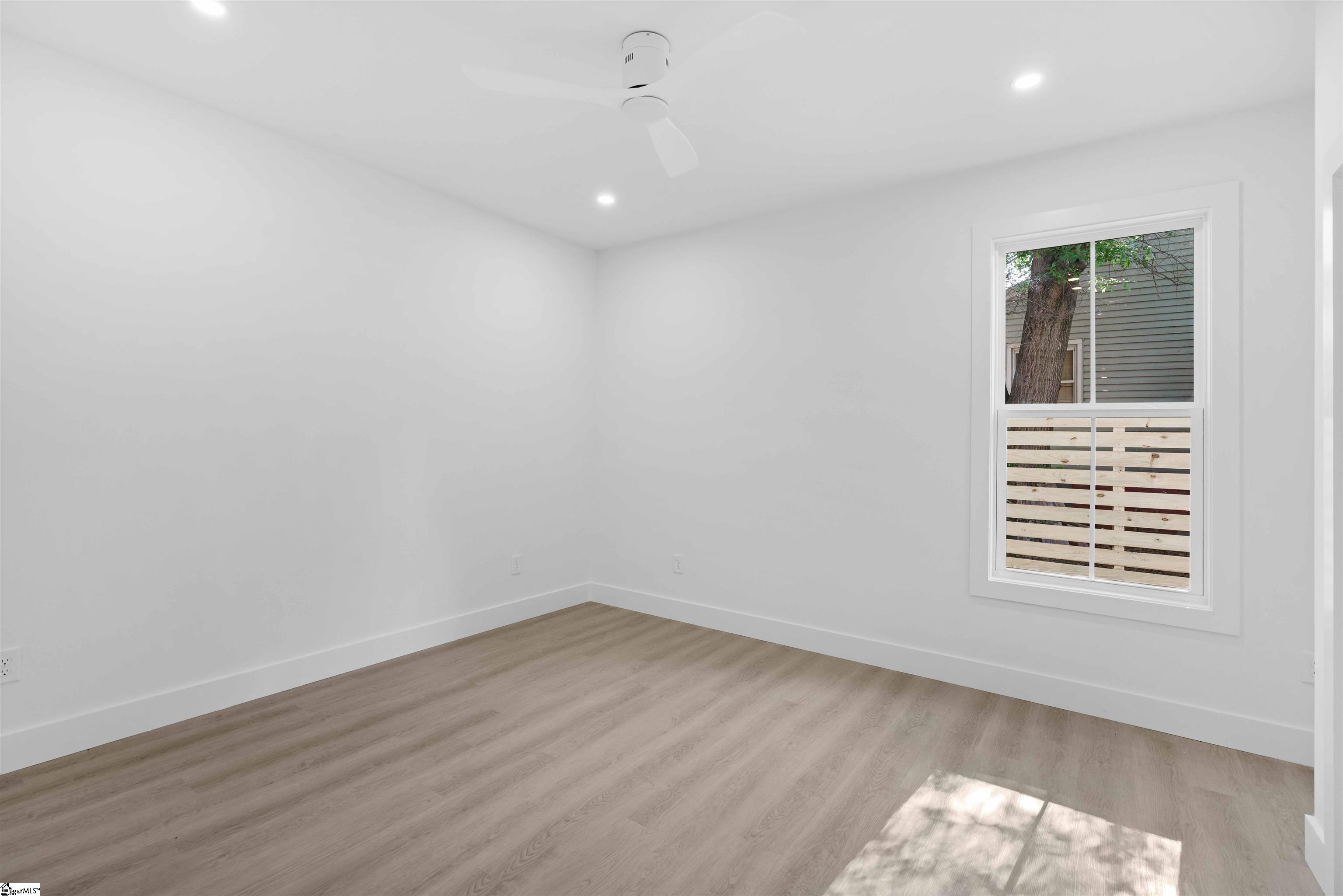 15 Milton Drive Property Photo 16