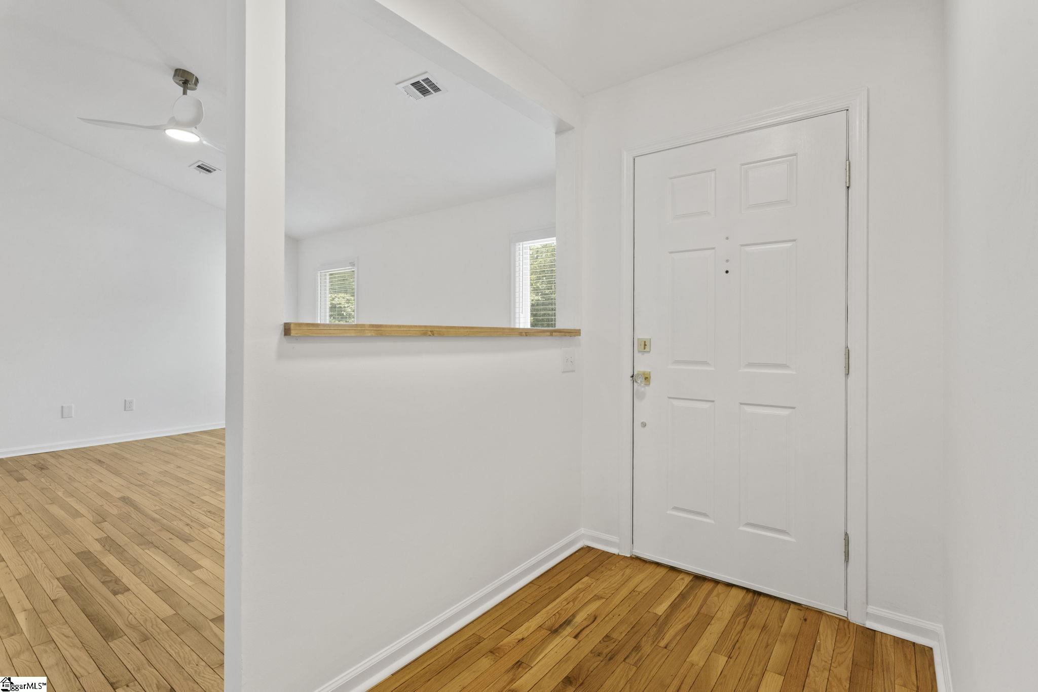 401 Belcross Drive Property Photo 2