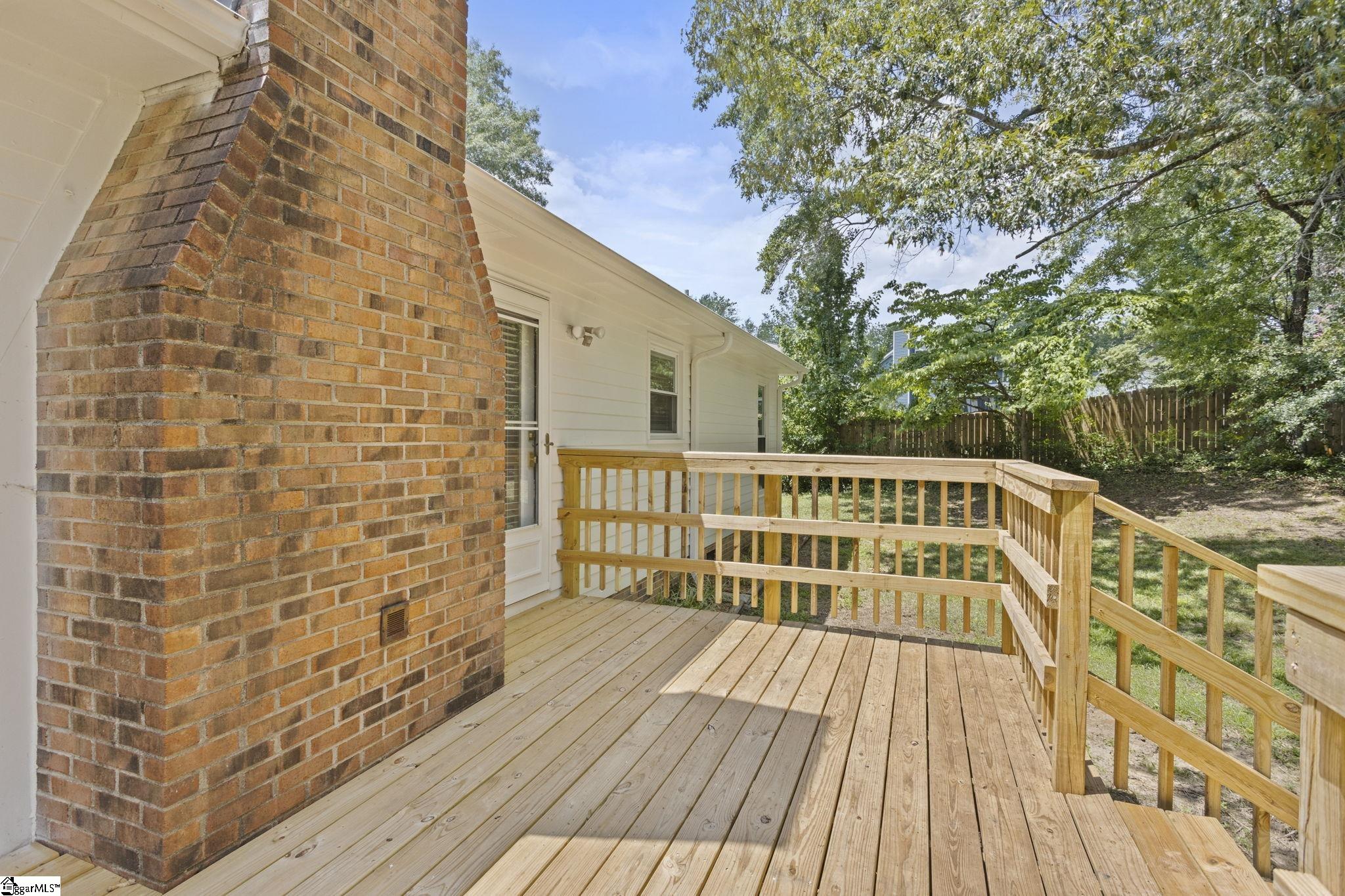 401 Belcross Drive Property Photo 22