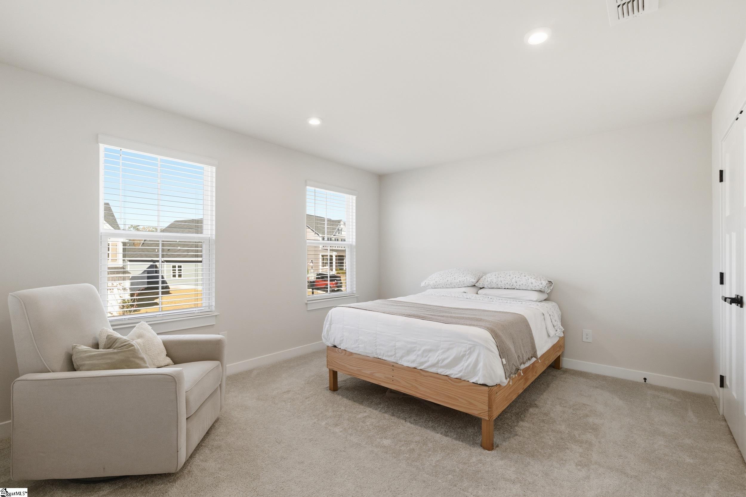 101 Comanche Trail Property Photo 19