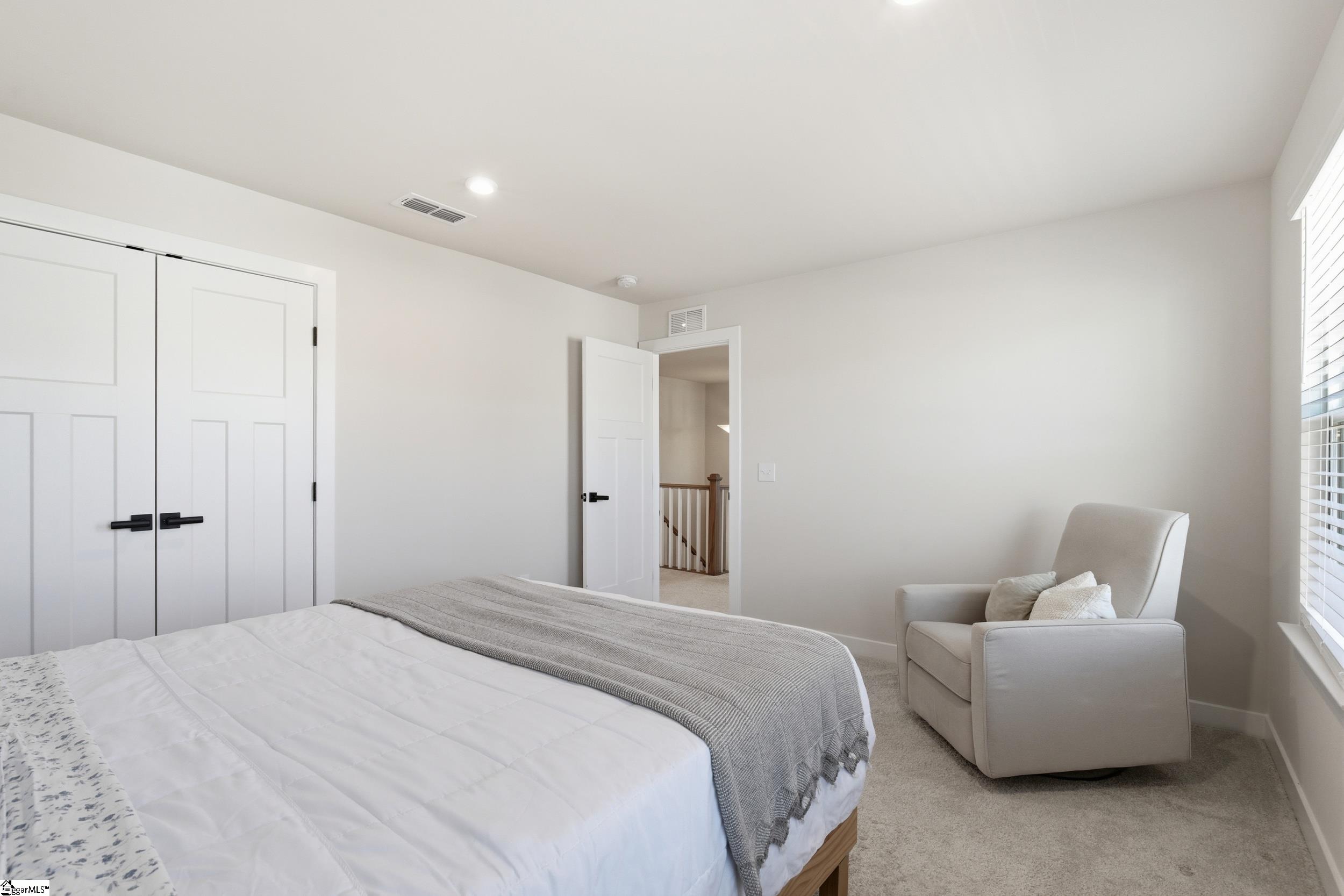 101 Comanche Trail Property Photo 20