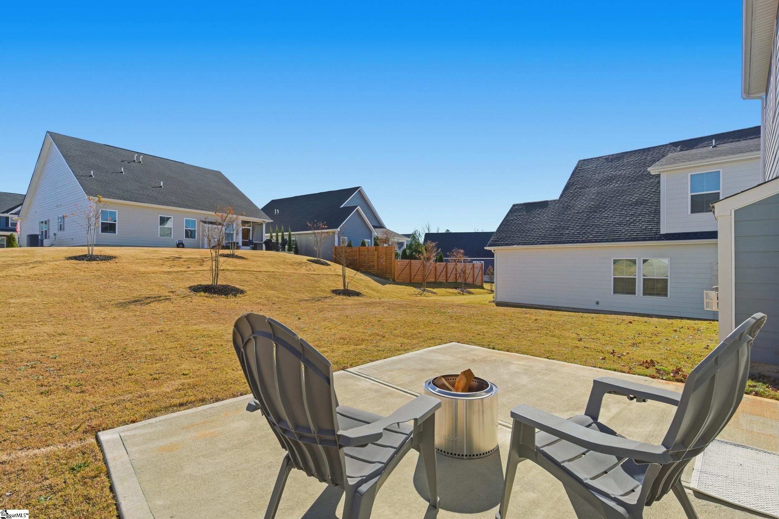 101 Comanche Trail Property Photo 28