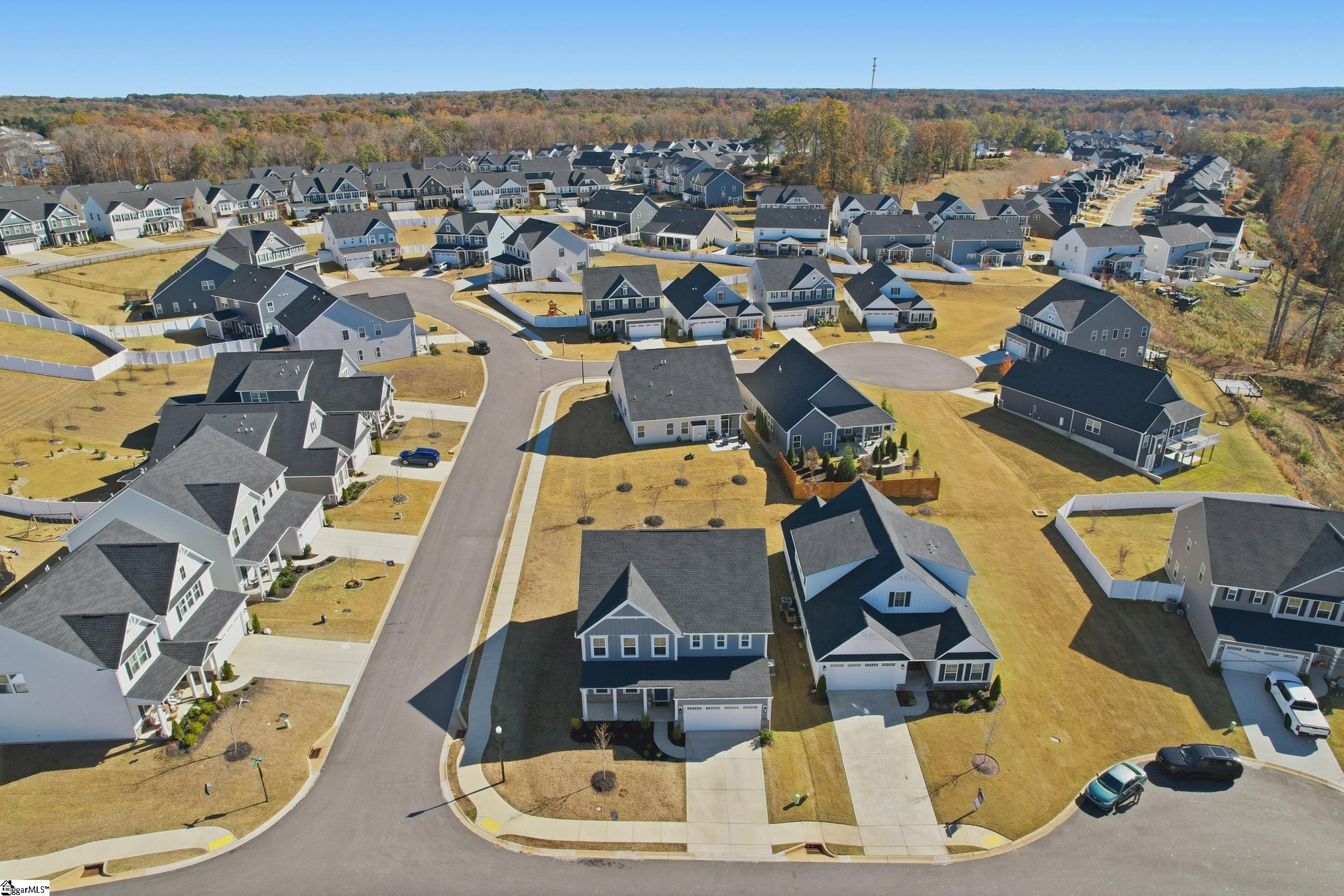 101 Comanche Trail Property Photo 40