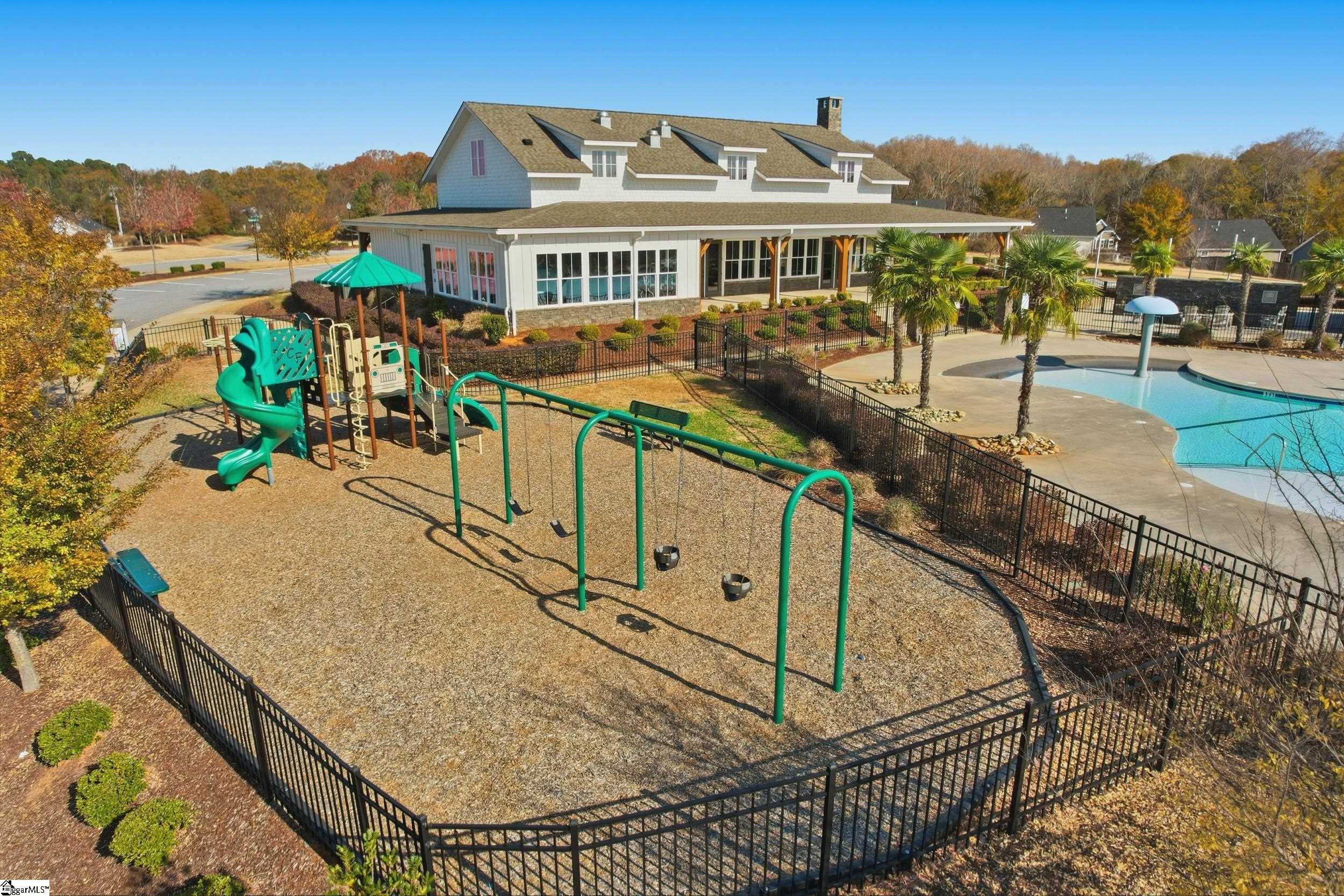 101 Comanche Trail Property Photo 42