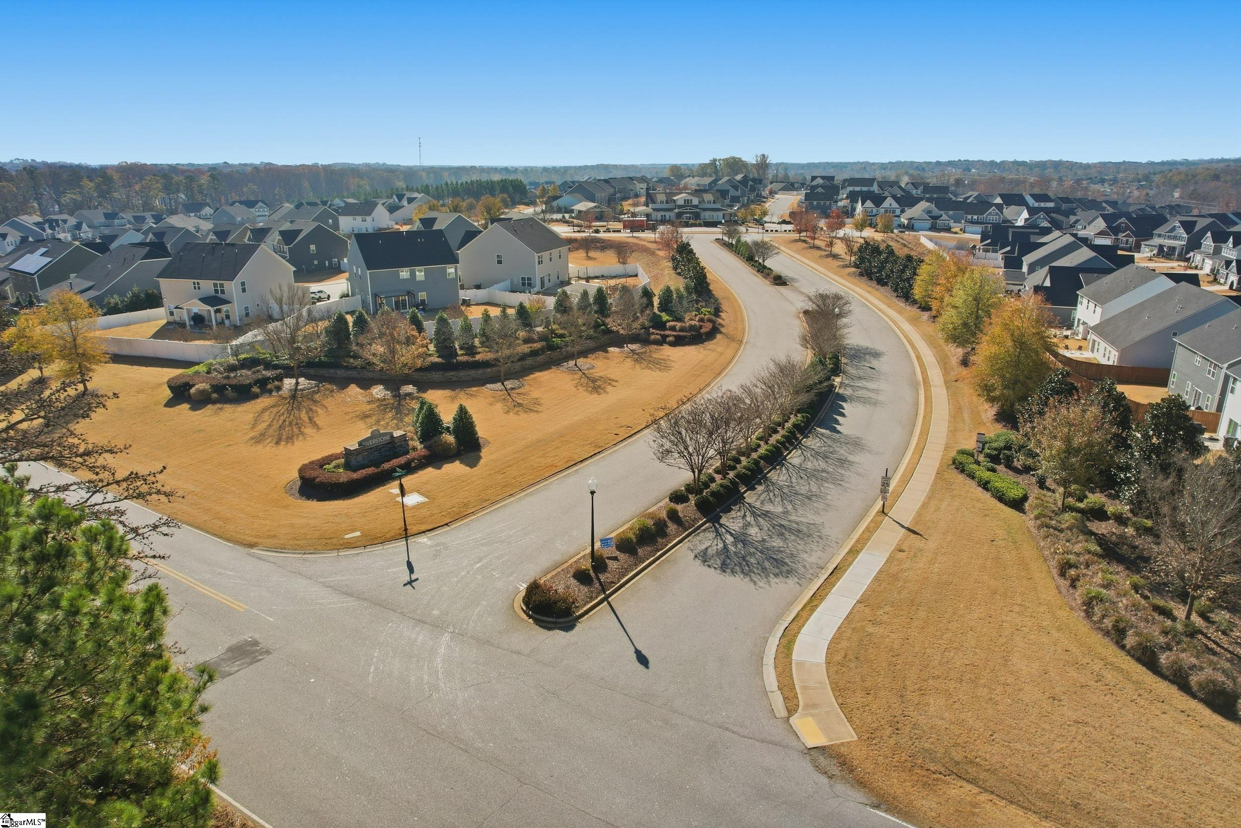 101 Comanche Trail Property Photo 43