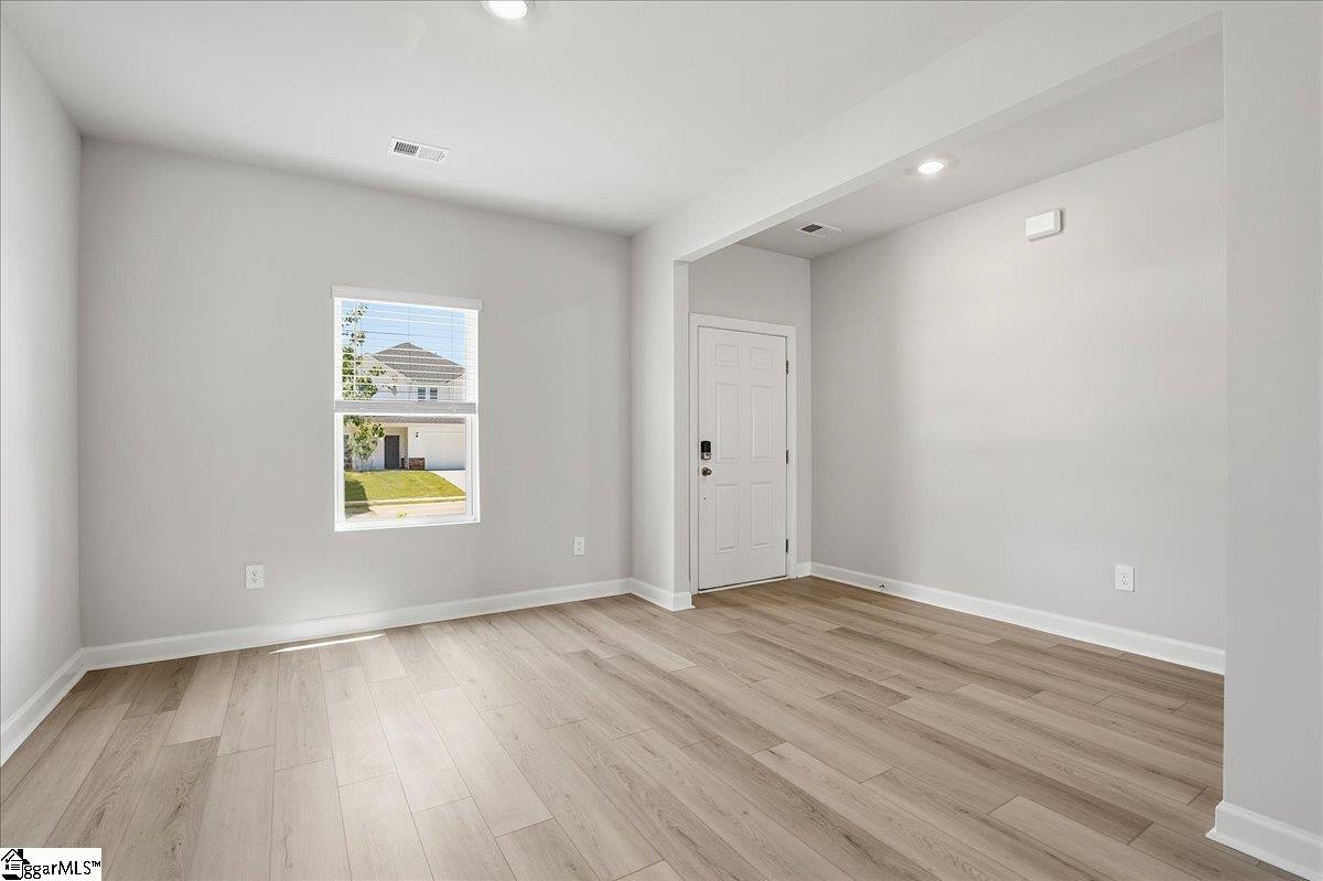 106 Gibbon Way Property Photo 6