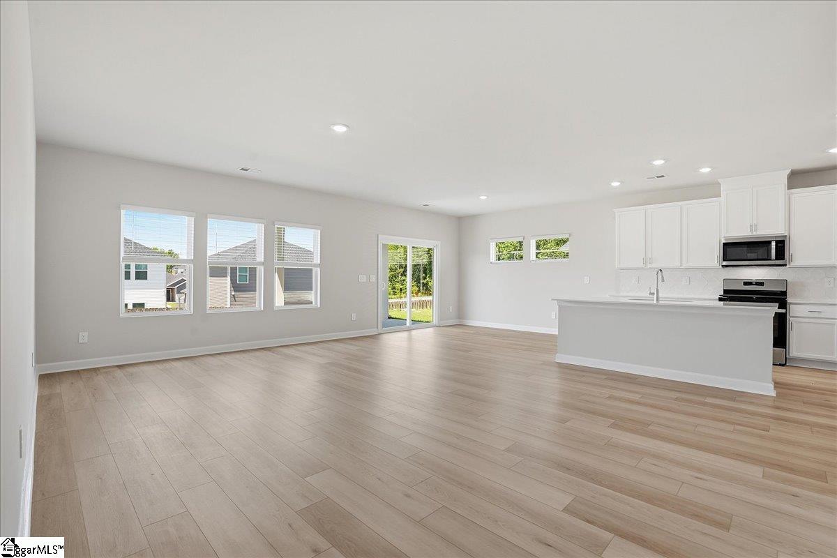 106 Gibbon Way Property Photo 8