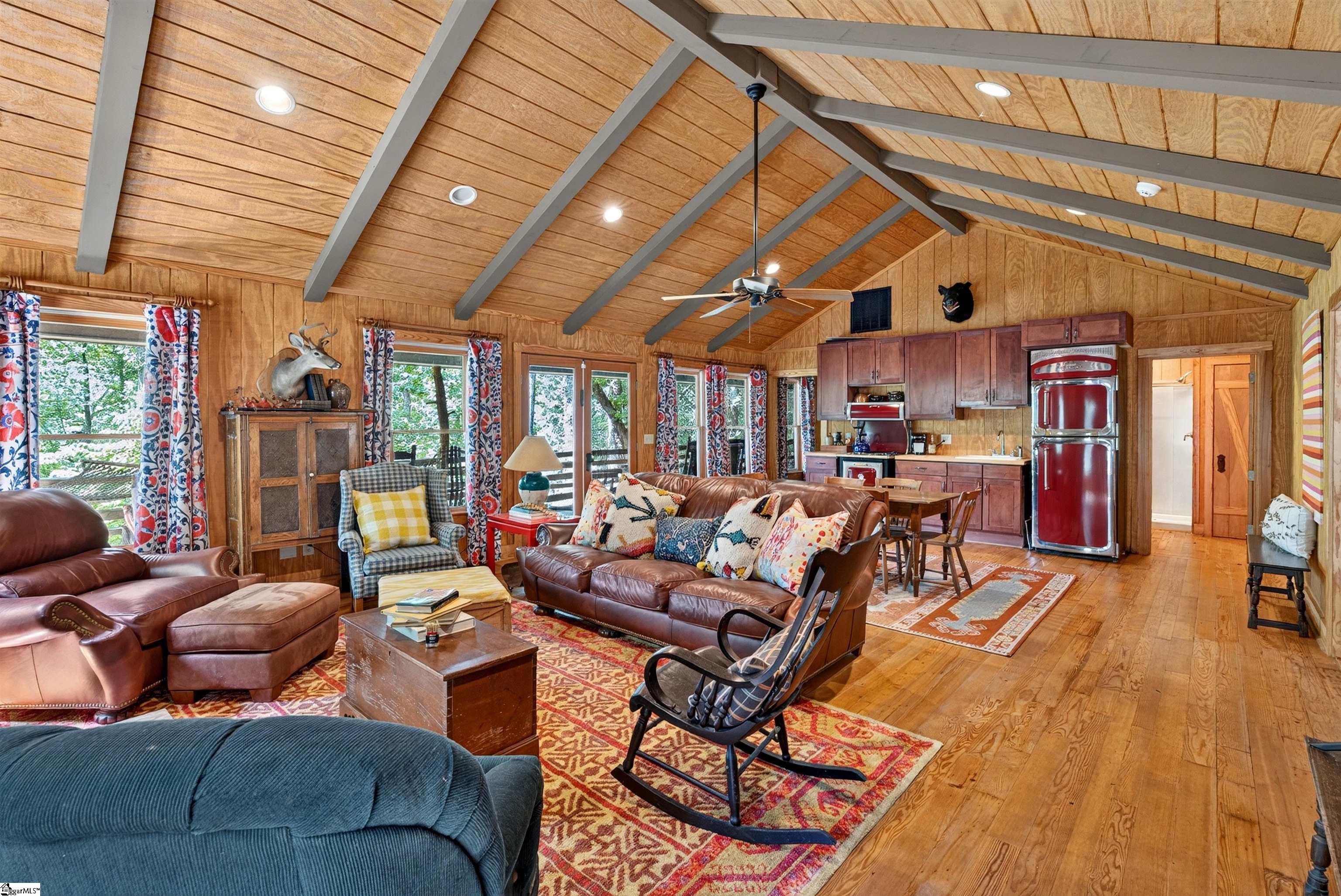 118 Tuscany Way Property Photo 6