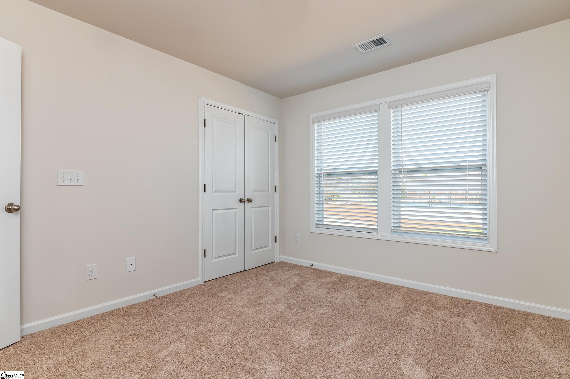 1591031 Property Photo 19