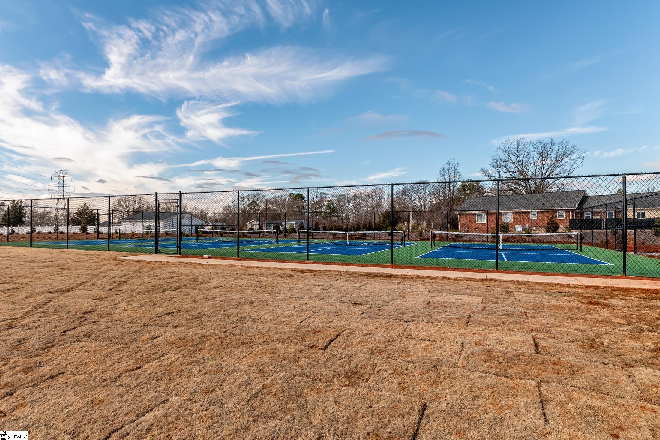 1591031 Property Photo 29
