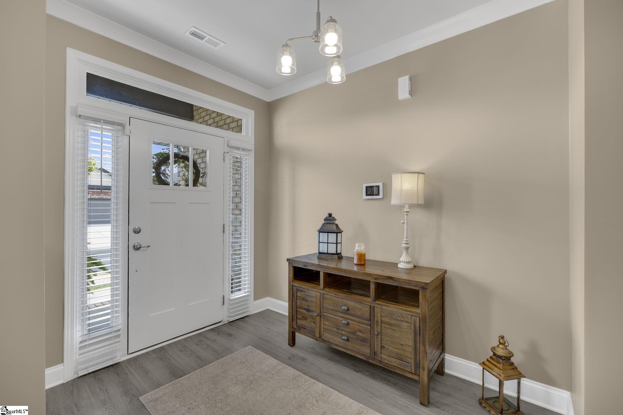 61 Woodcross Drive Property Photo 10