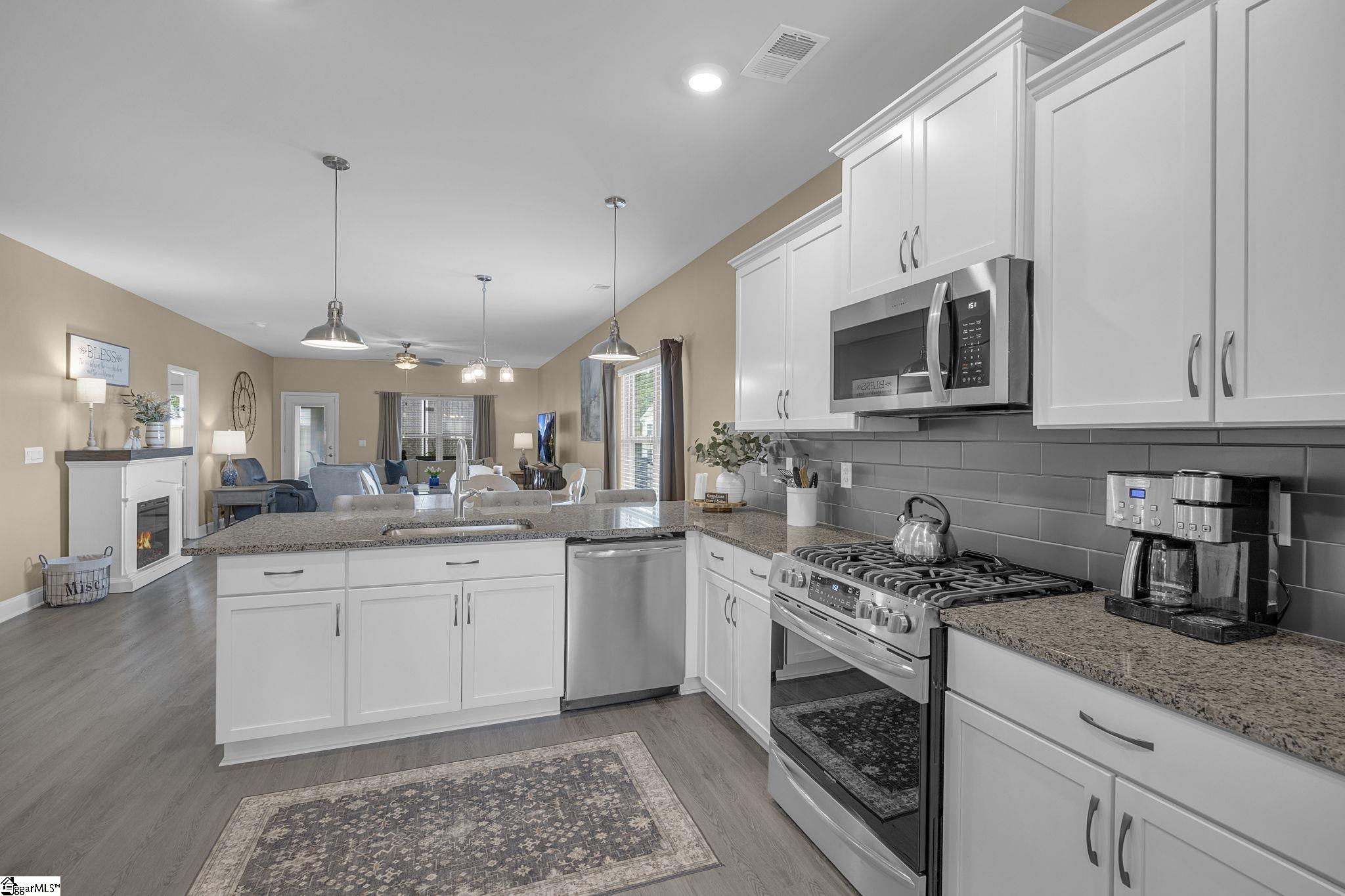 61 Woodcross Drive Property Photo 15