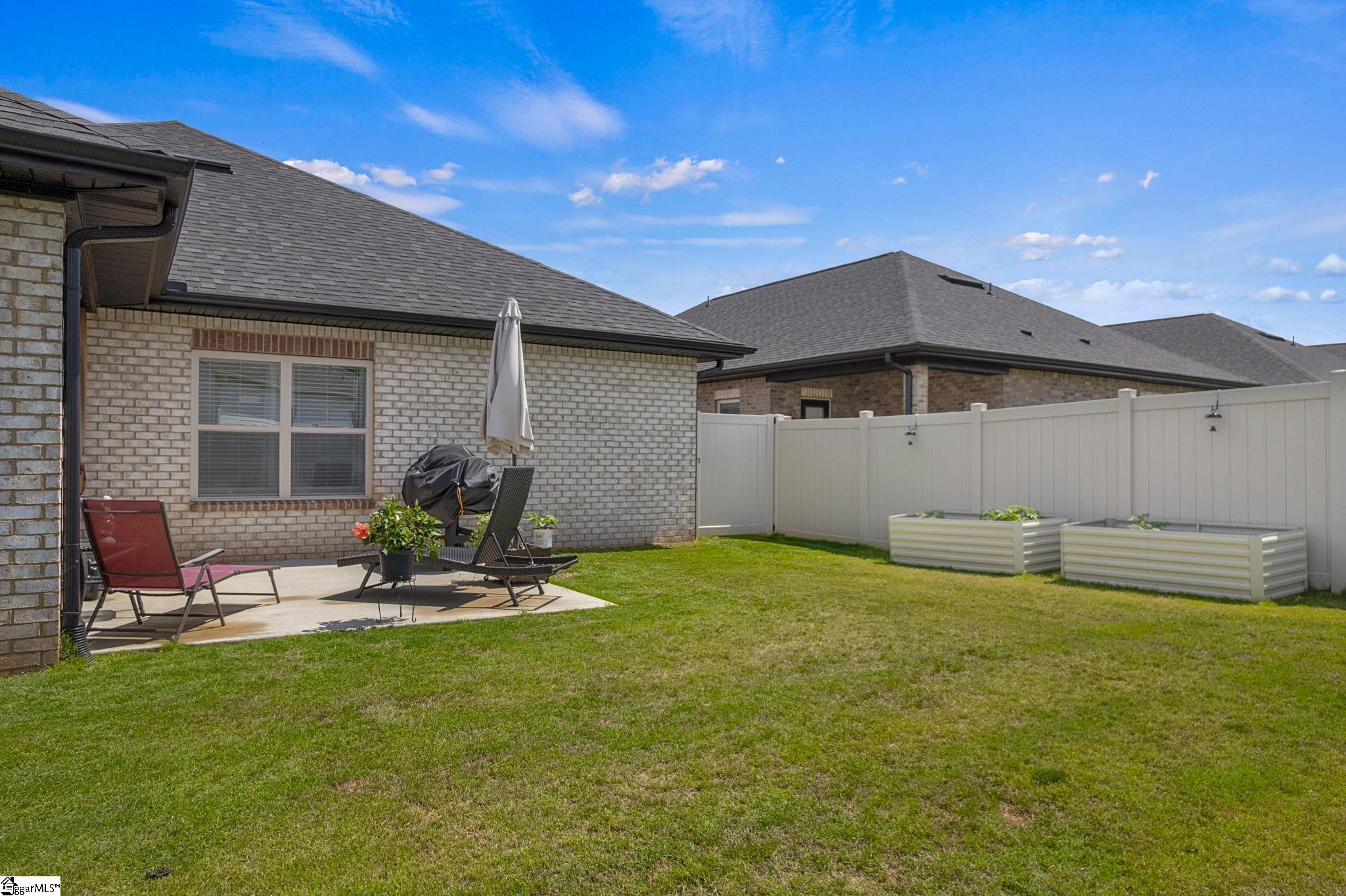 61 Woodcross Drive Property Photo 30