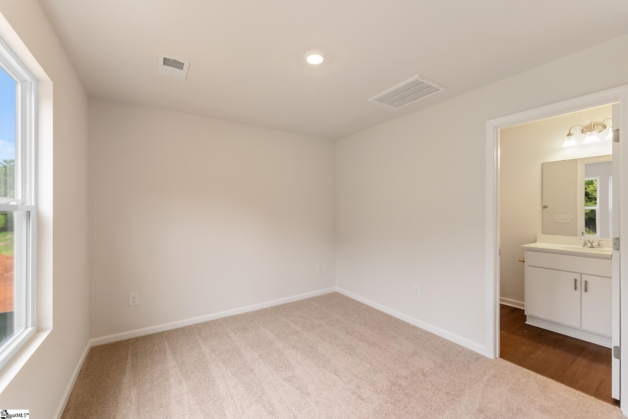 167 Cloverfield Lane Property Photo 10