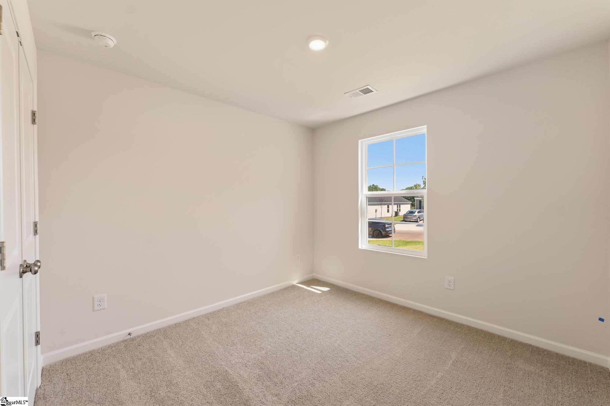 163 Cloverfield Lane Property Photo 14