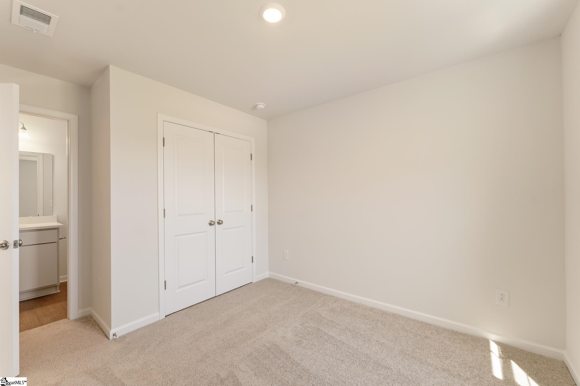 163 Cloverfield Lane Property Photo 15