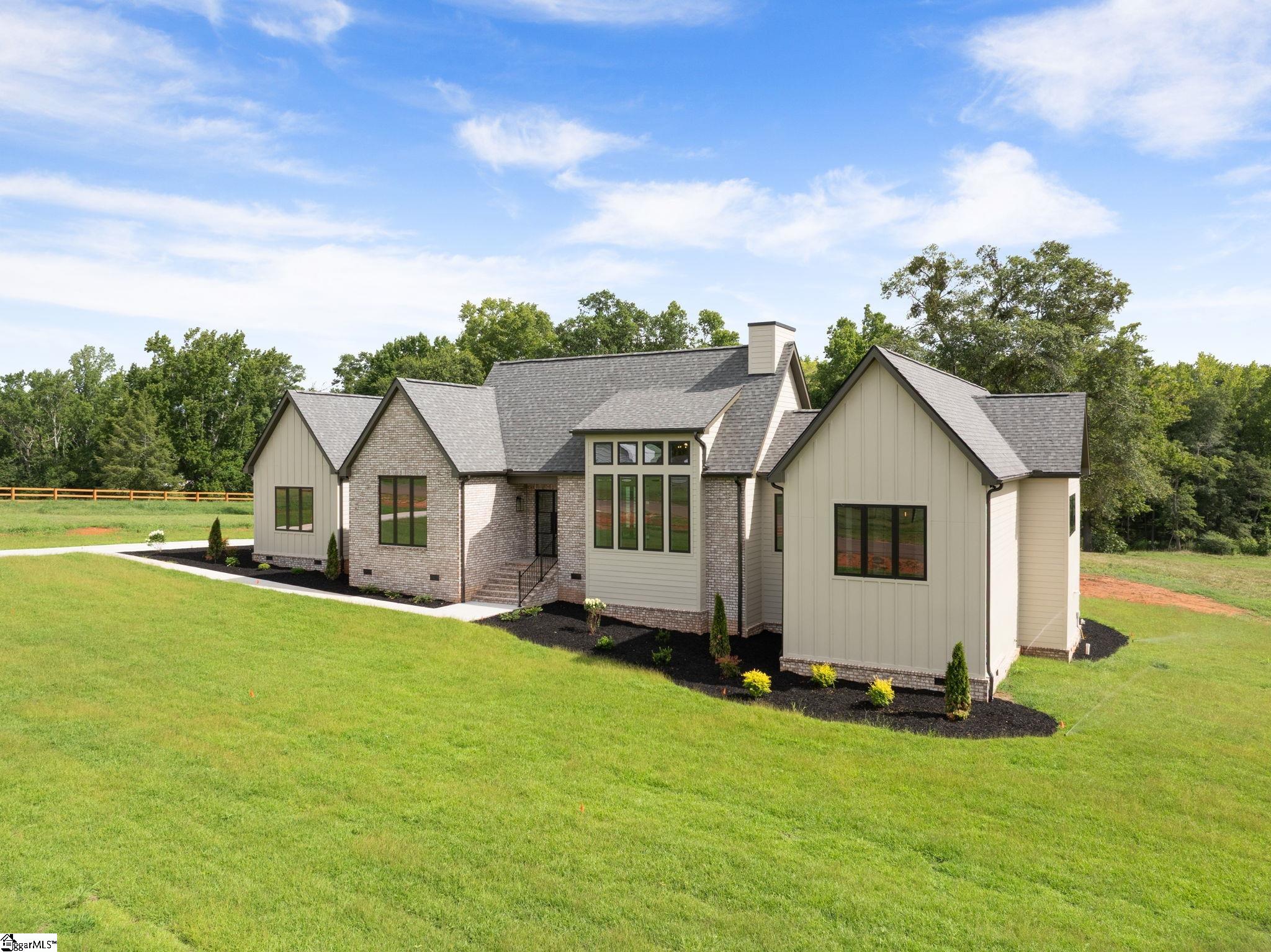 778 Garrison Road Property Photo 3