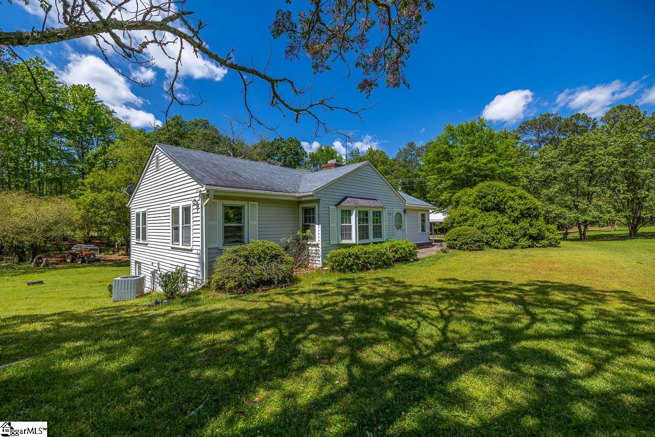 10676 Augusta Road Property Photo 2