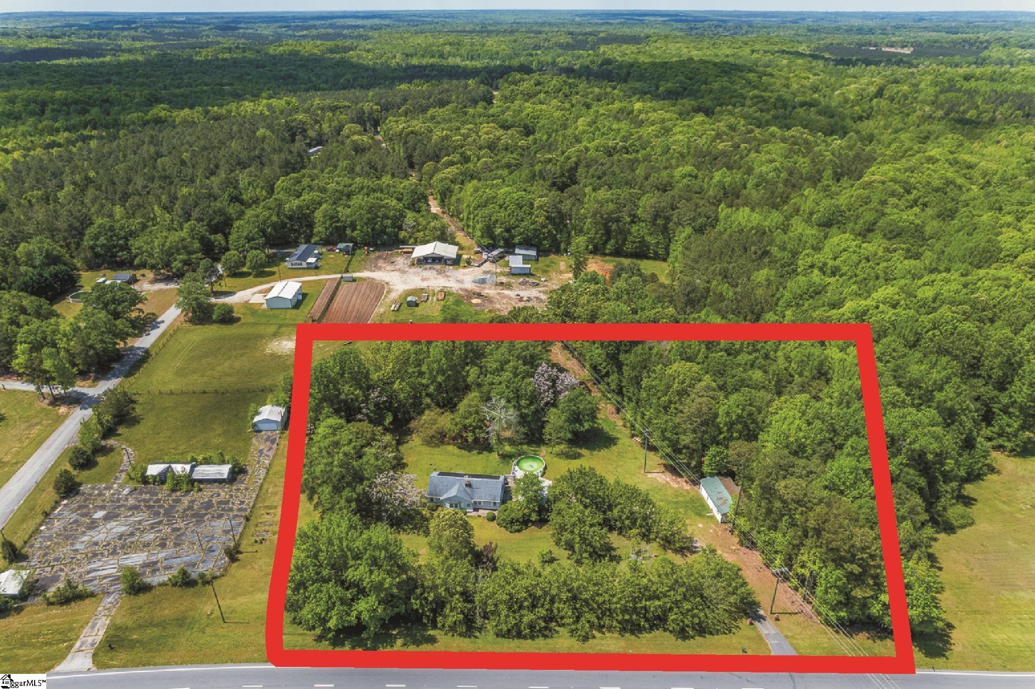 10676 Augusta Road Property Photo 4