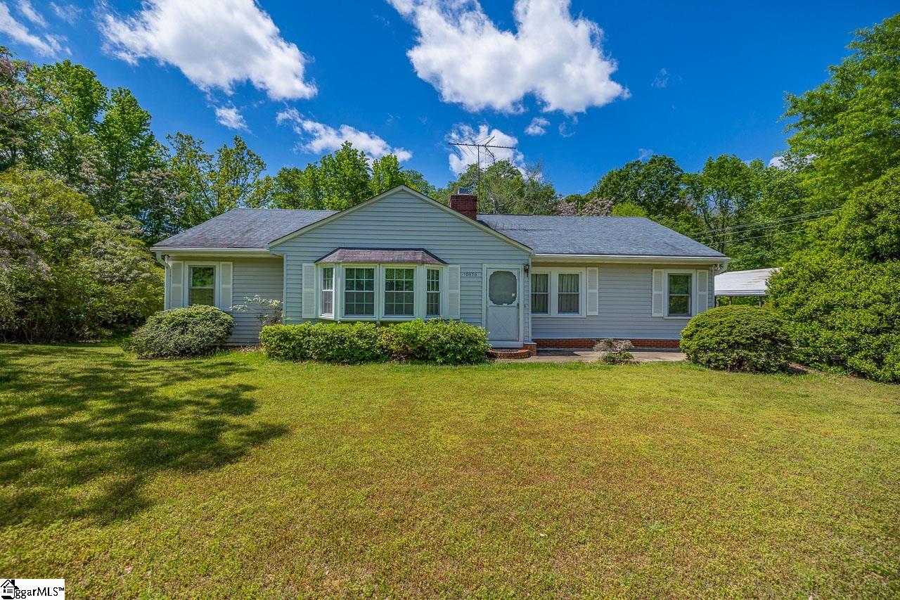 10676 Augusta Road Property Photo 5