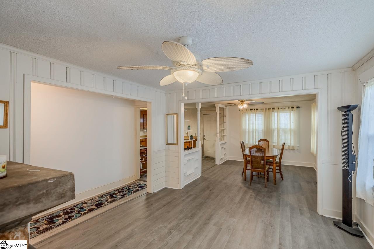 10676 Augusta Road Property Photo 11