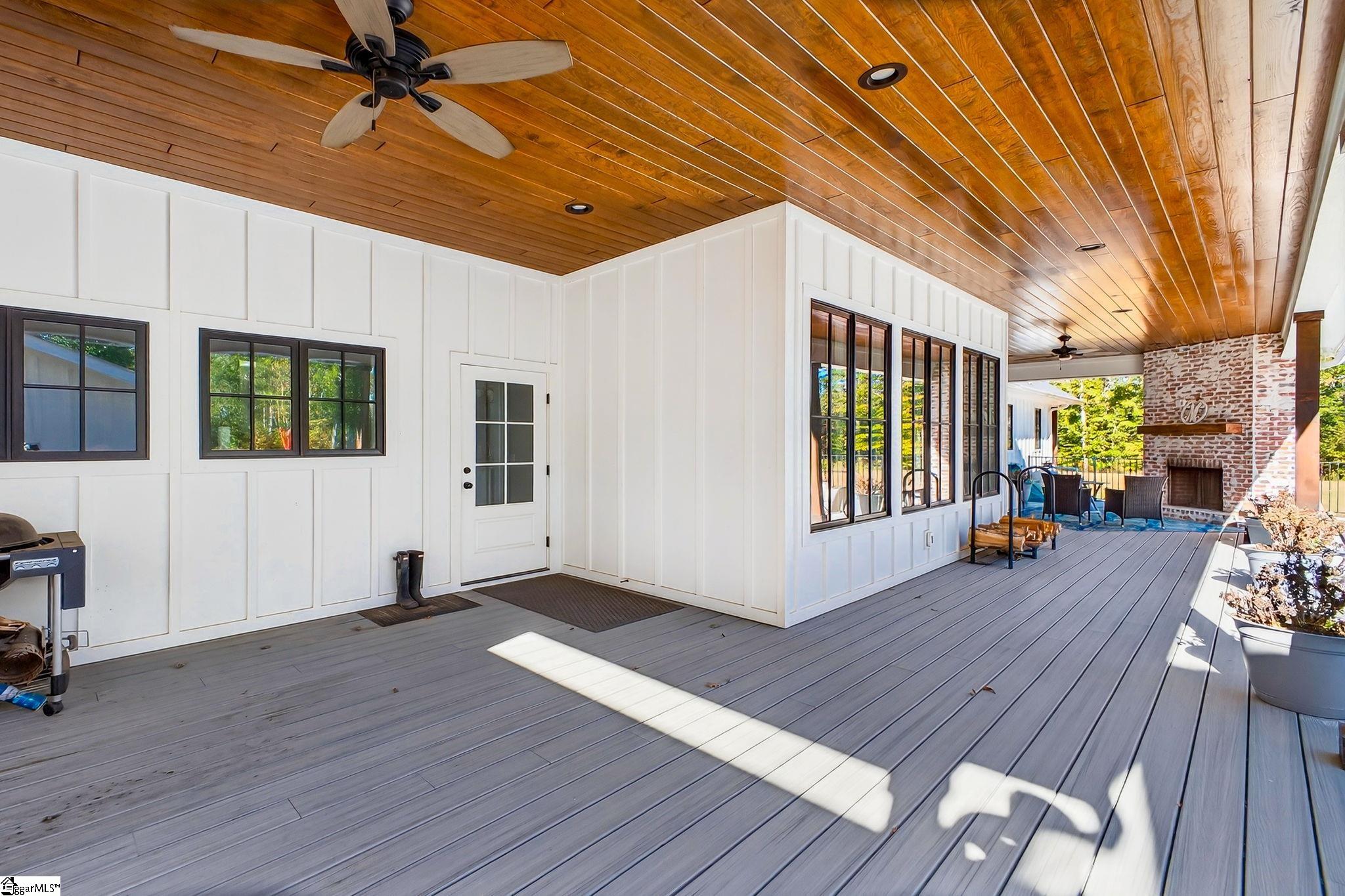 123 Southern Road Property Photo 41