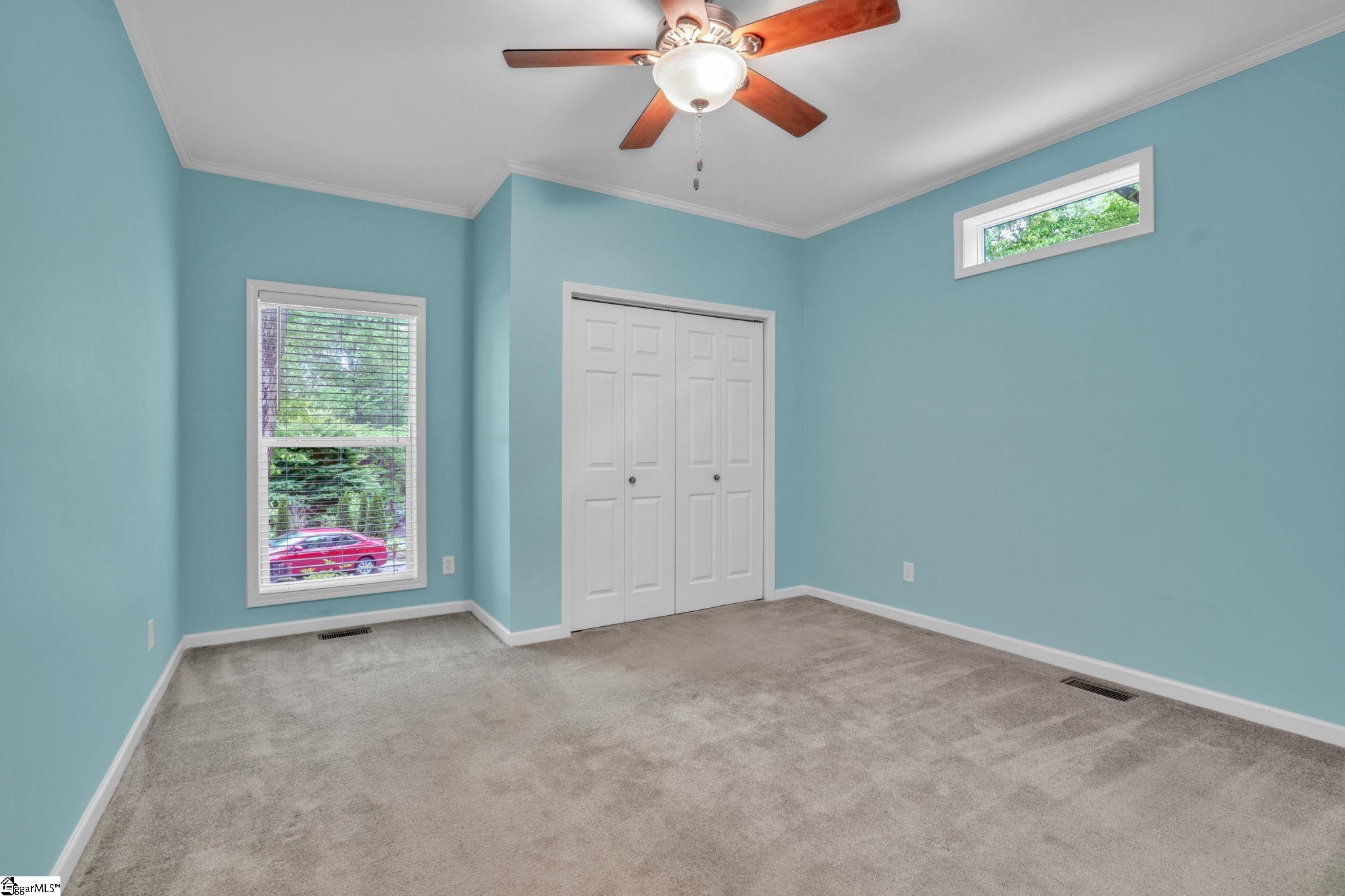 189 Friendly Circle Property Photo 15