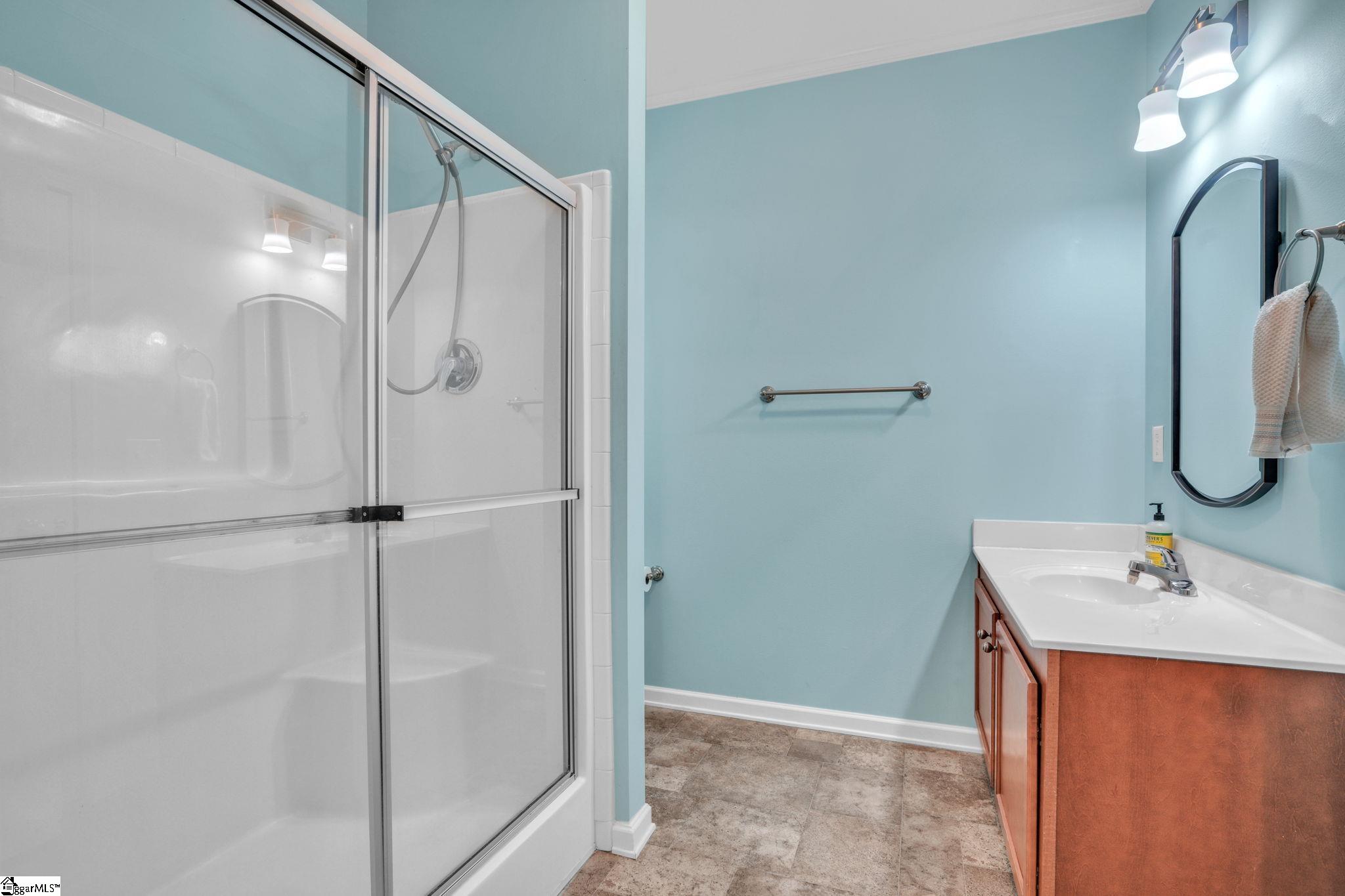 189 Friendly Circle Property Photo 18