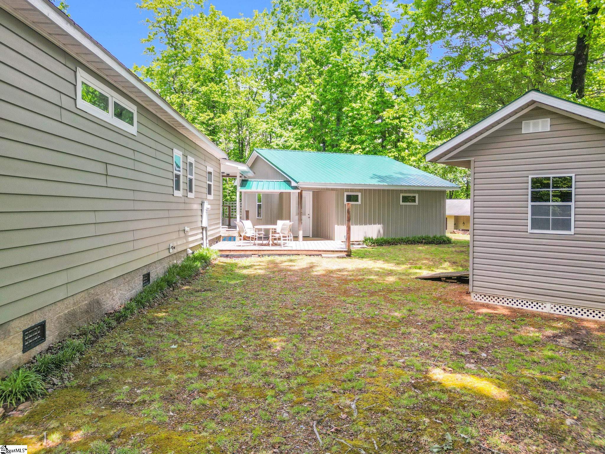 189 Friendly Circle Property Photo 28